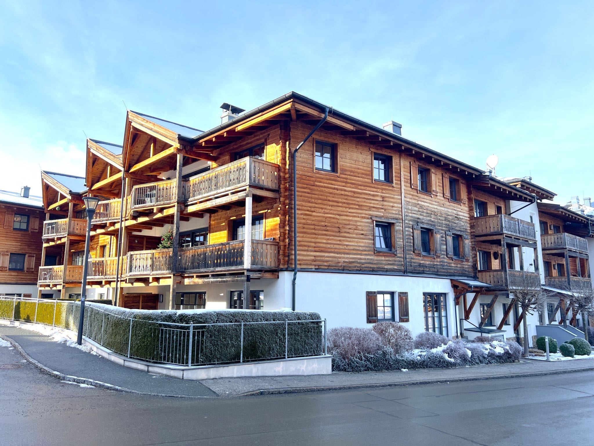 Chalet Stanzertal Kaprun: Modern 2-Bedroom Alpine Apartment with Mountain Views and Spa Access in Austria