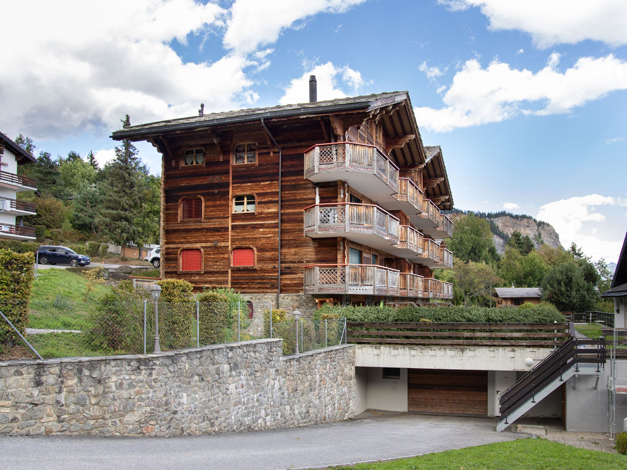 Chalet Thermes Ovronnaz: Beautiful Mountain Apartment with Stunning Valley Views in Swiss Thermal Resort Village