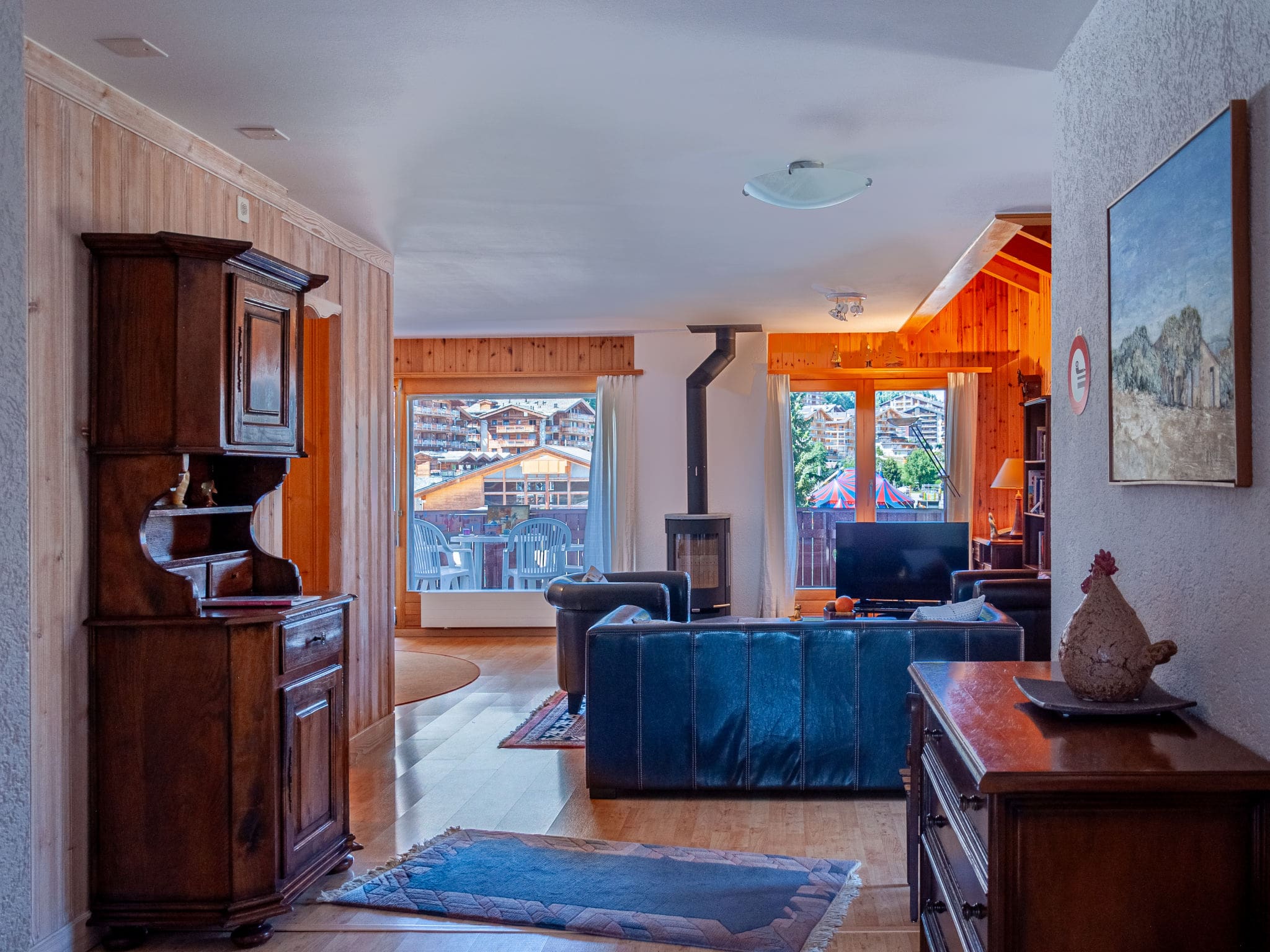 Chalet Torrente Nendaz: Spacious 3-Bedroom Mountain Penthouse with Stunning Alpine Views and Ski Access