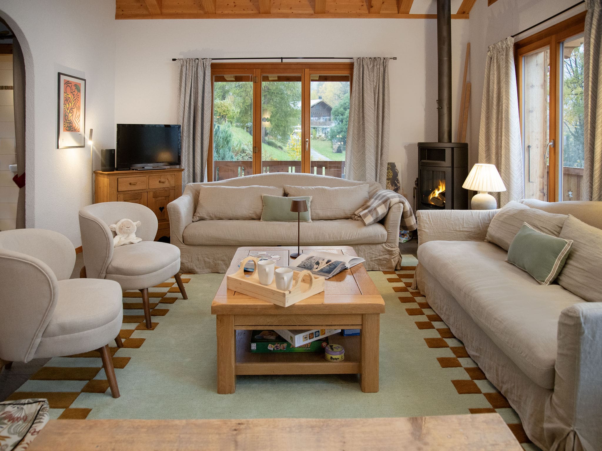 Chalet Torrenthorn Ovronnaz: Contemporary 3-Bedroom Mountain Chalet with Panoramic Alpine Views and Ski Access