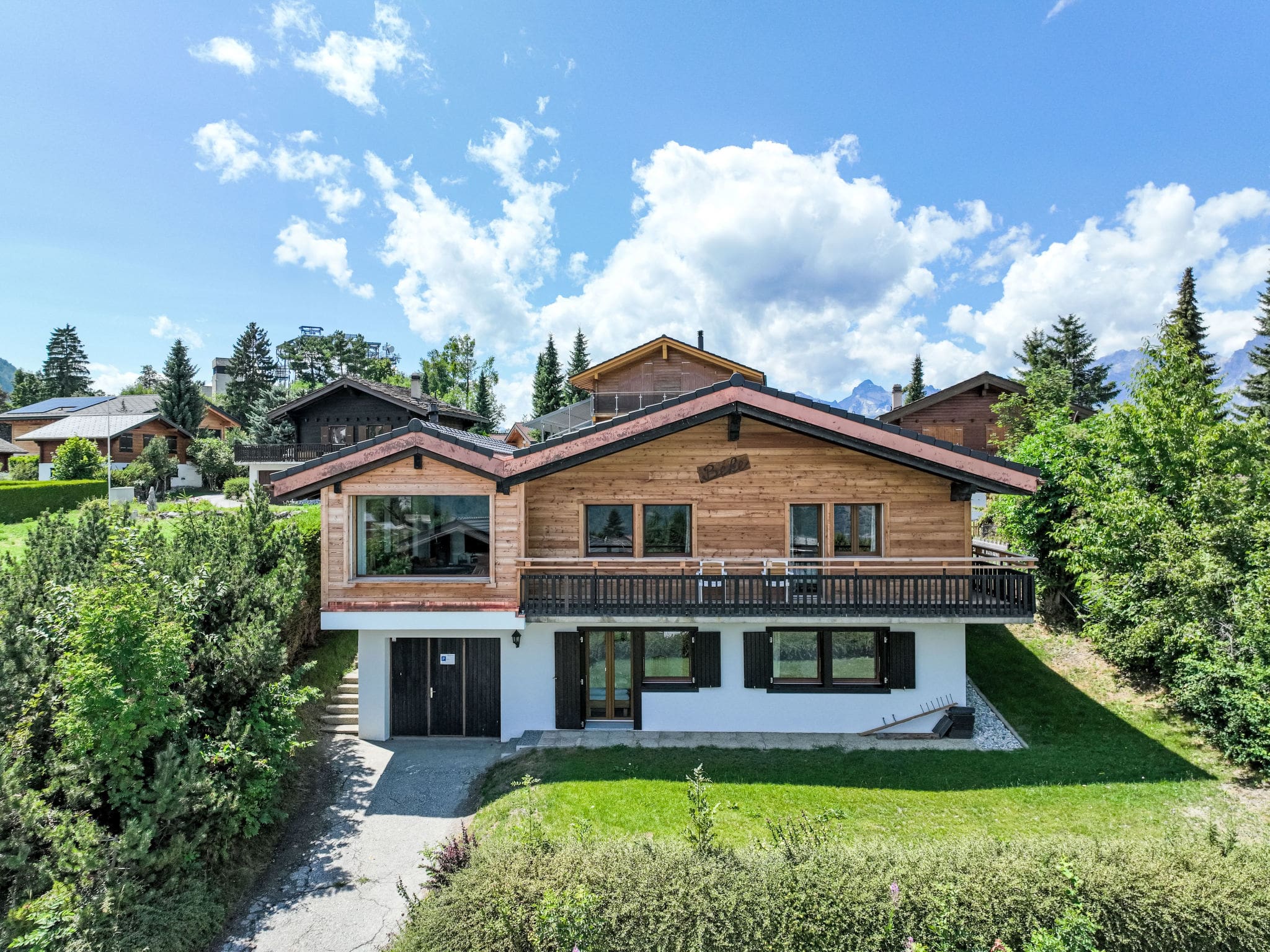 Chalet Tracouet Nendaz: Renovated 3-Bedroom Alpine Chalet with Mountain Views and Ski Access in Swiss Alps