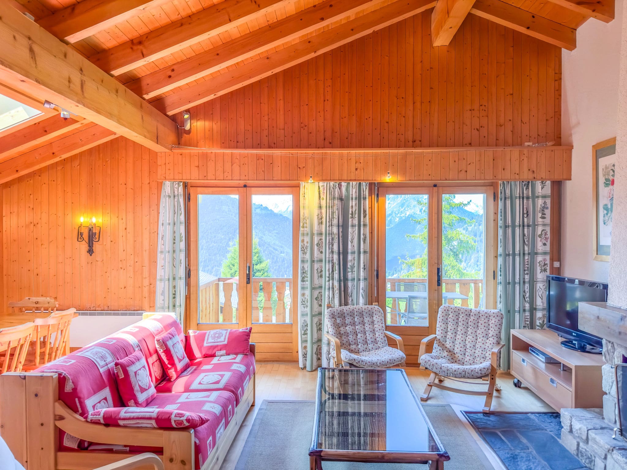 Chalet Tzoumaz Verbier: Luxury Mountain Penthouse Chalet with Panoramic Alpine Views in the Heart of Switzerland’s Premier Ski Resort