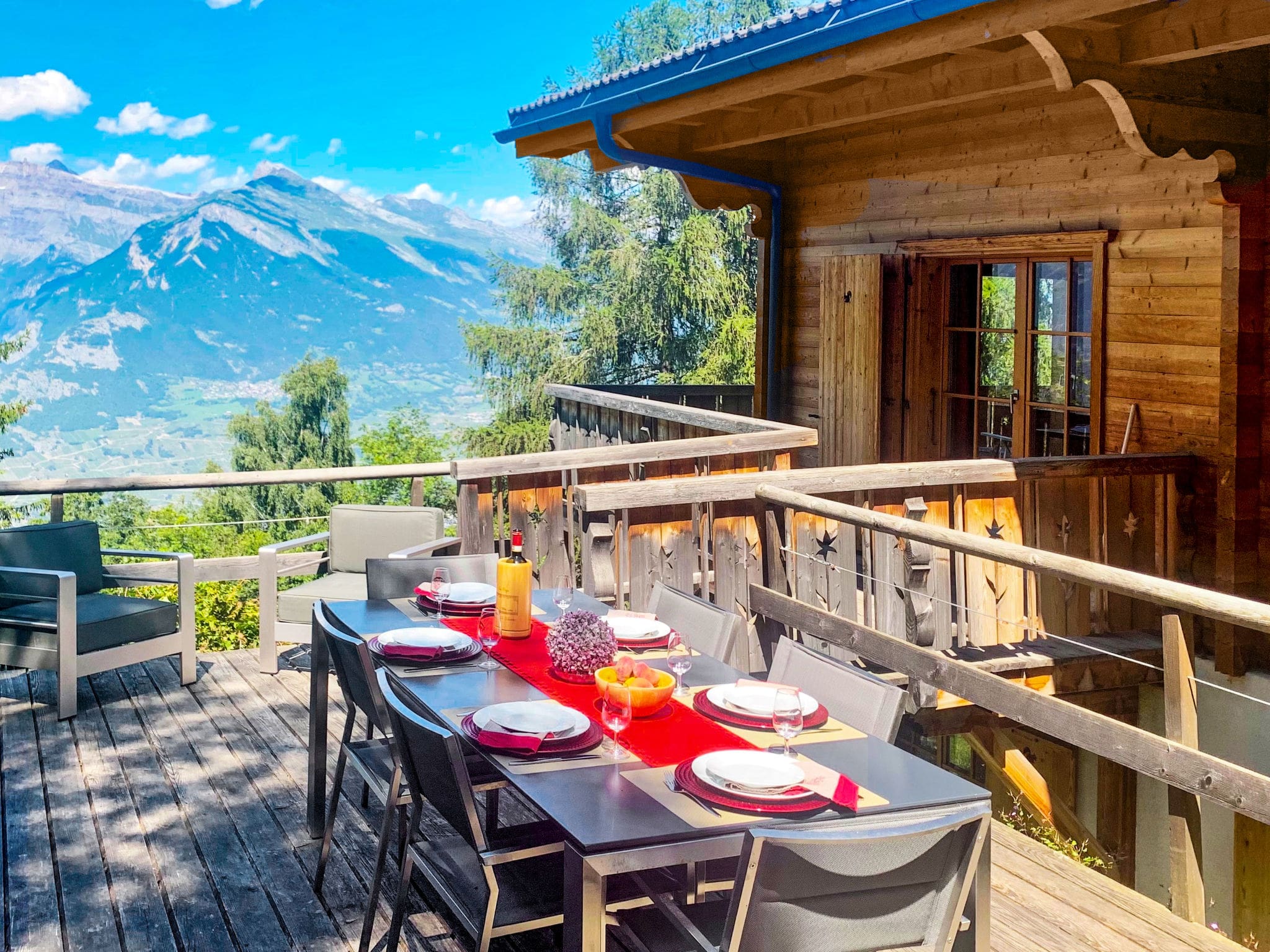 Chalet Veysonnaz Nendaz: Spacious 4-Bedroom Mountain Chalet with Stunning Alpine Views and Ski Access in Swiss Valais