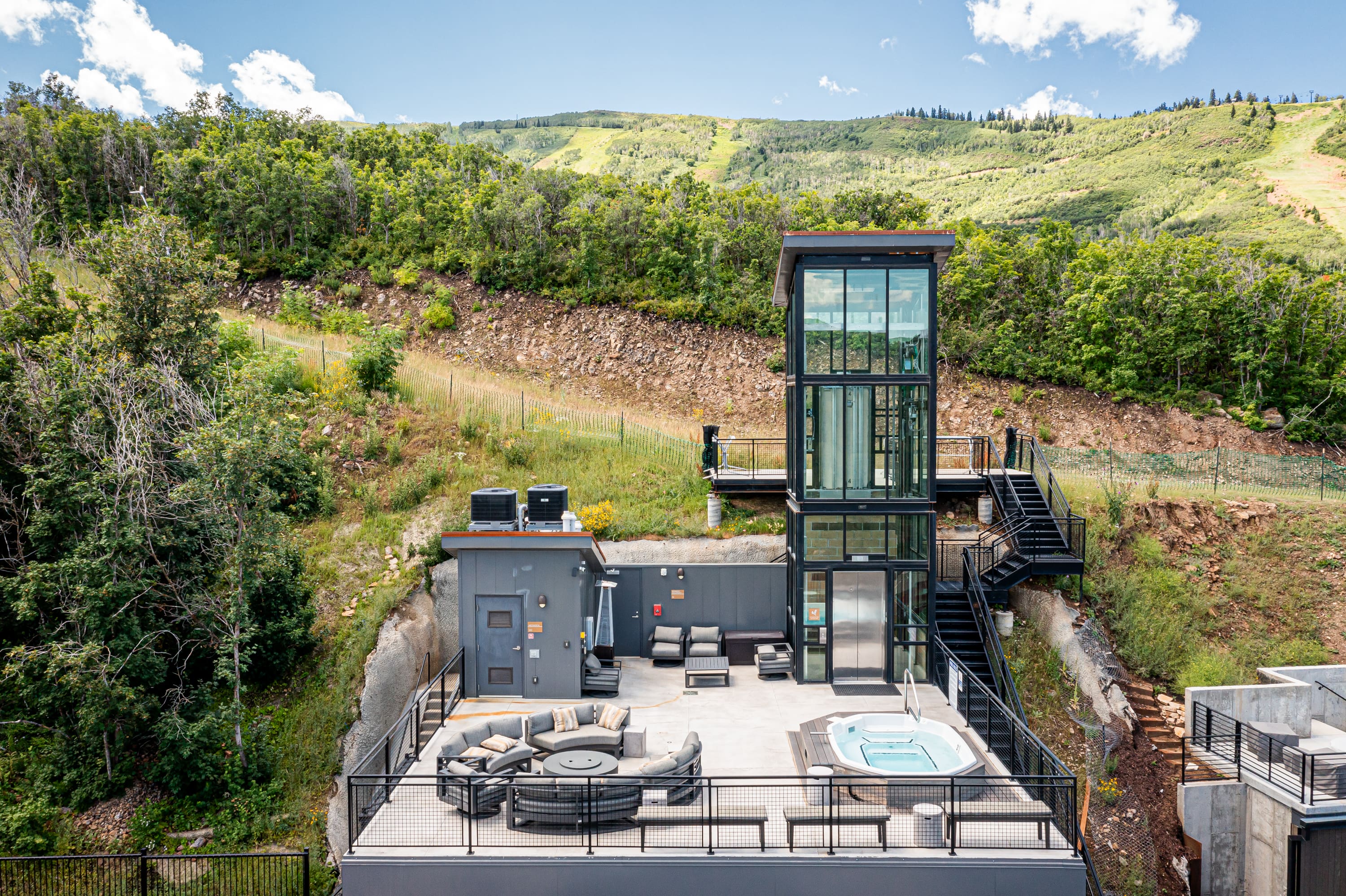 Chalet Wasatch Park City Park City 8: Spacious 3-Bedroom Ski Chalet with Shared Hot Tub, Park City