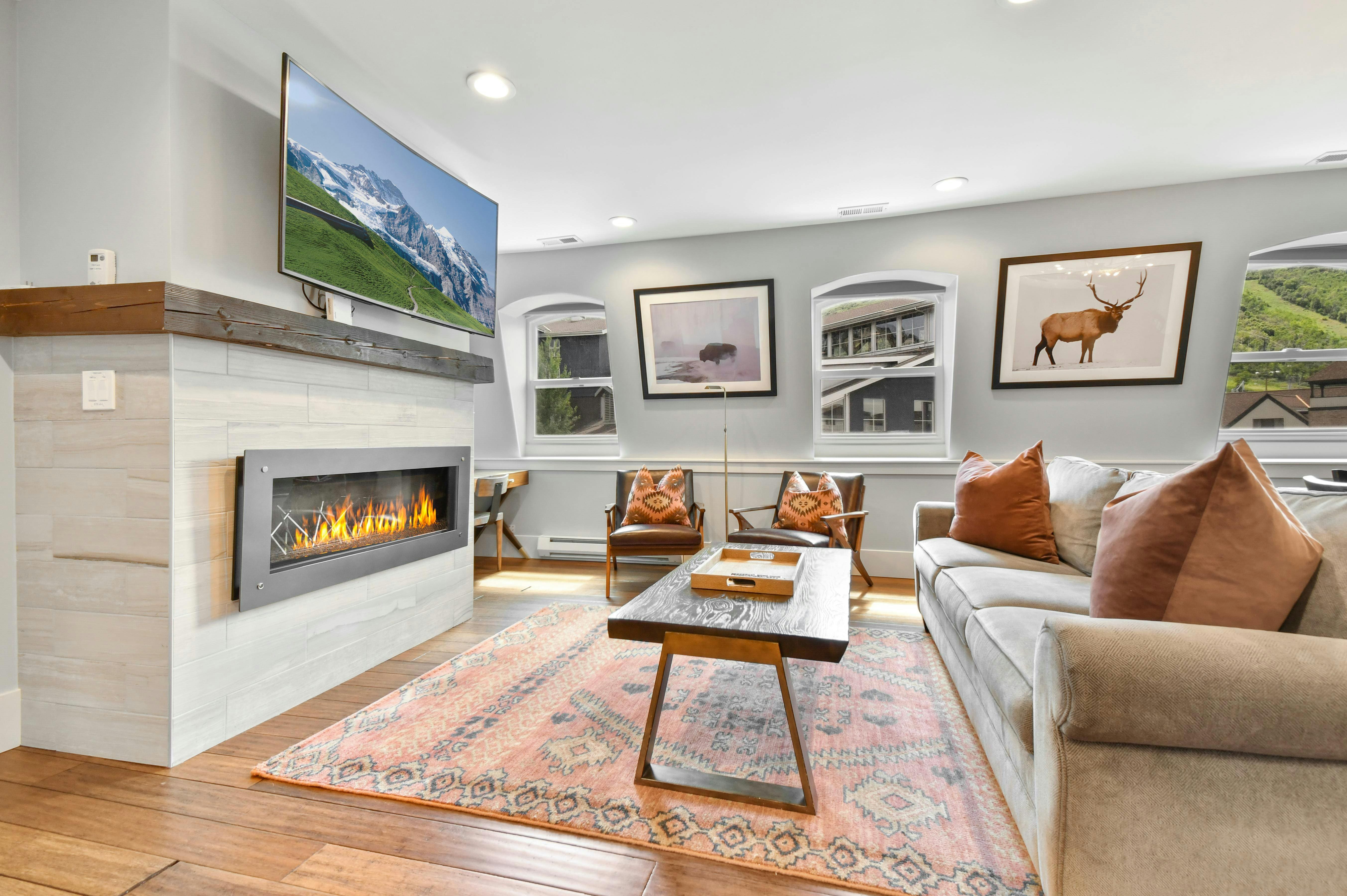 Chalet Wasatch ParkCity Park City 32: Spacious 5-Bedroom Ski Chalet with Hot Tub and Pool, Park City