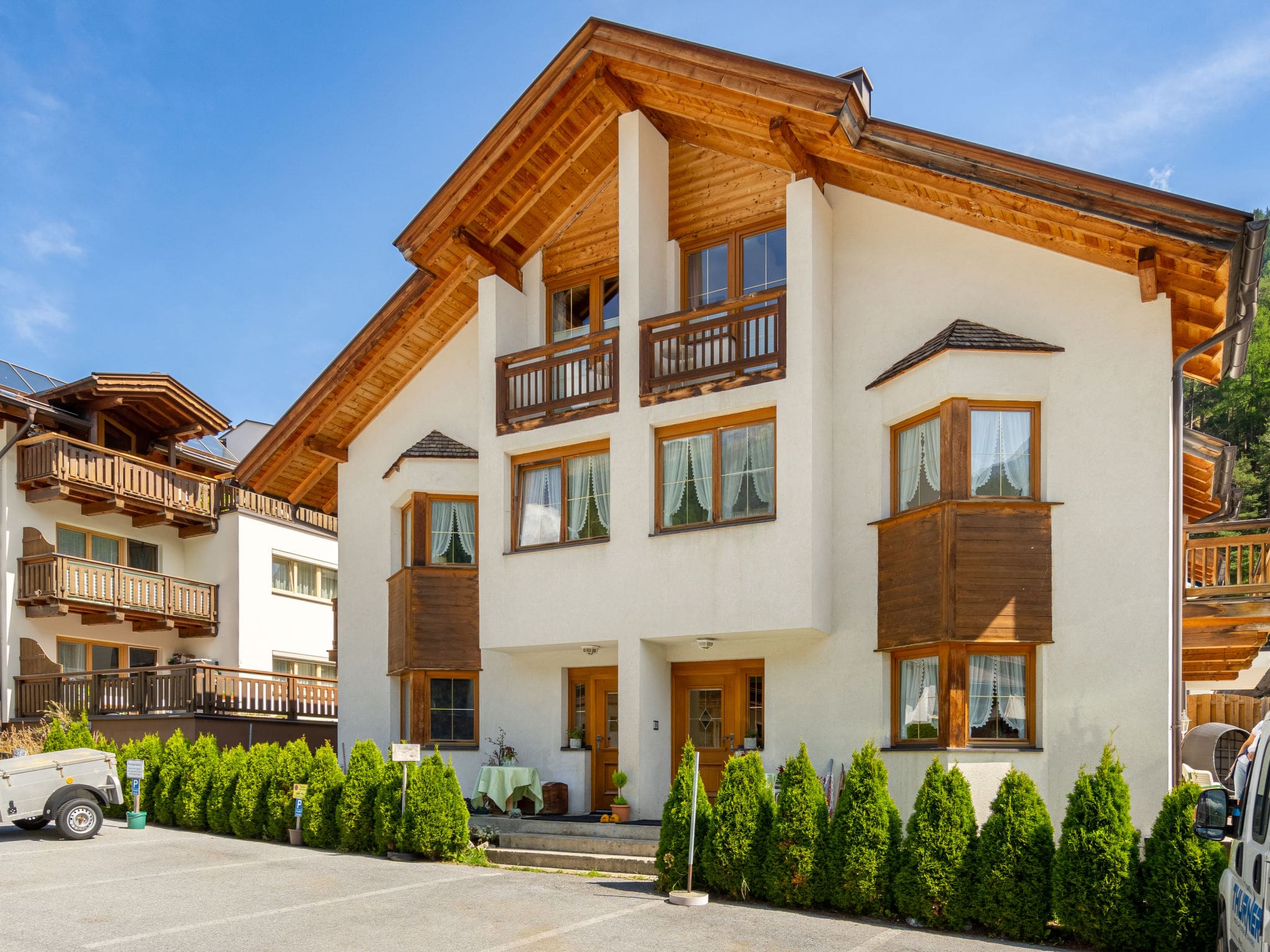 Chalet Wildmoos Sölden: Premium 3-Bedroom Alpine Apartment with Mountain Access and Modern Amenities in Austria