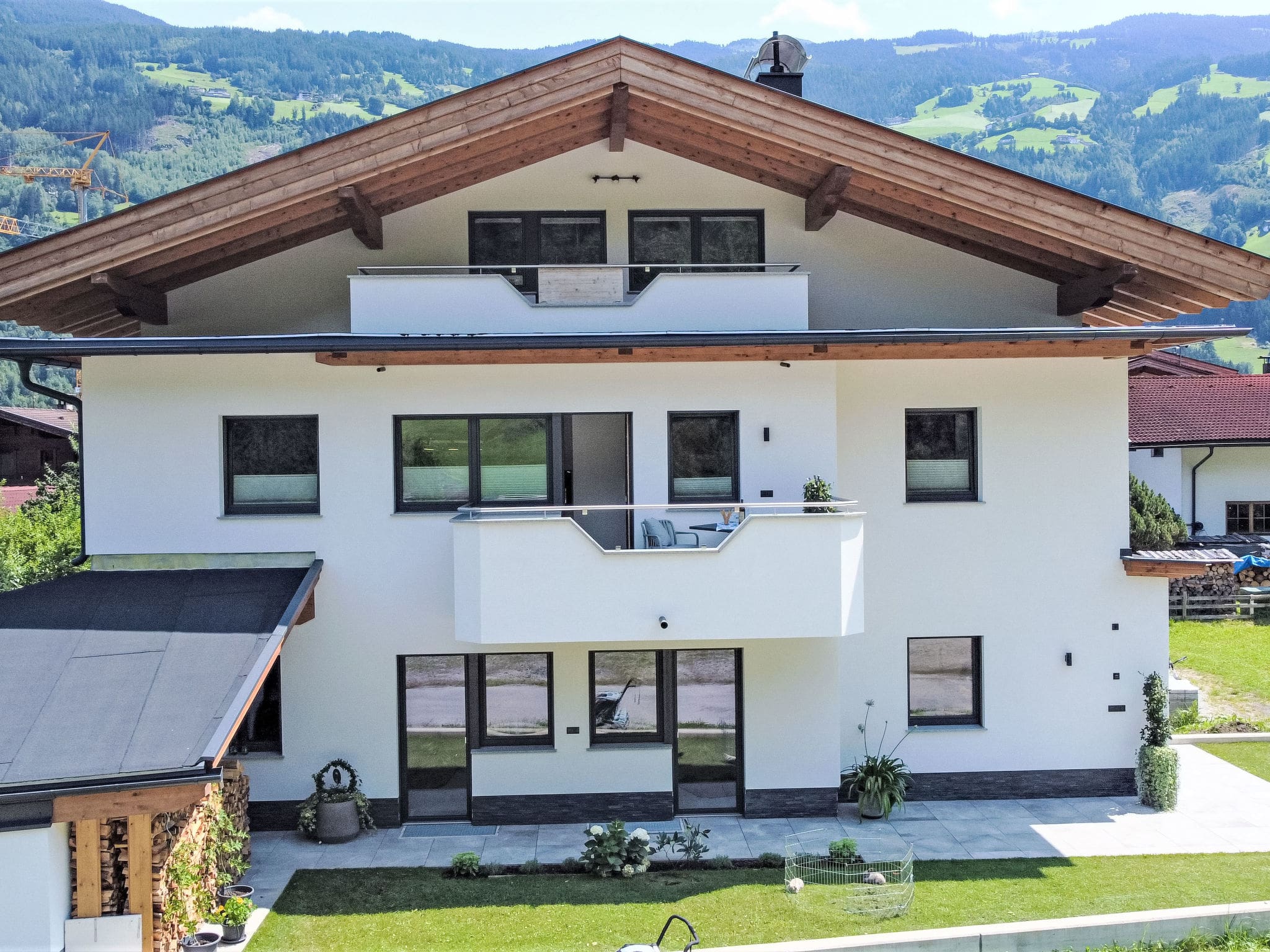Chalet Zillerklamm Aschau: Spectacular 4-Bedroom Mountain Chalet with Panoramic Alpine Views in Austrian Zillertal Valley