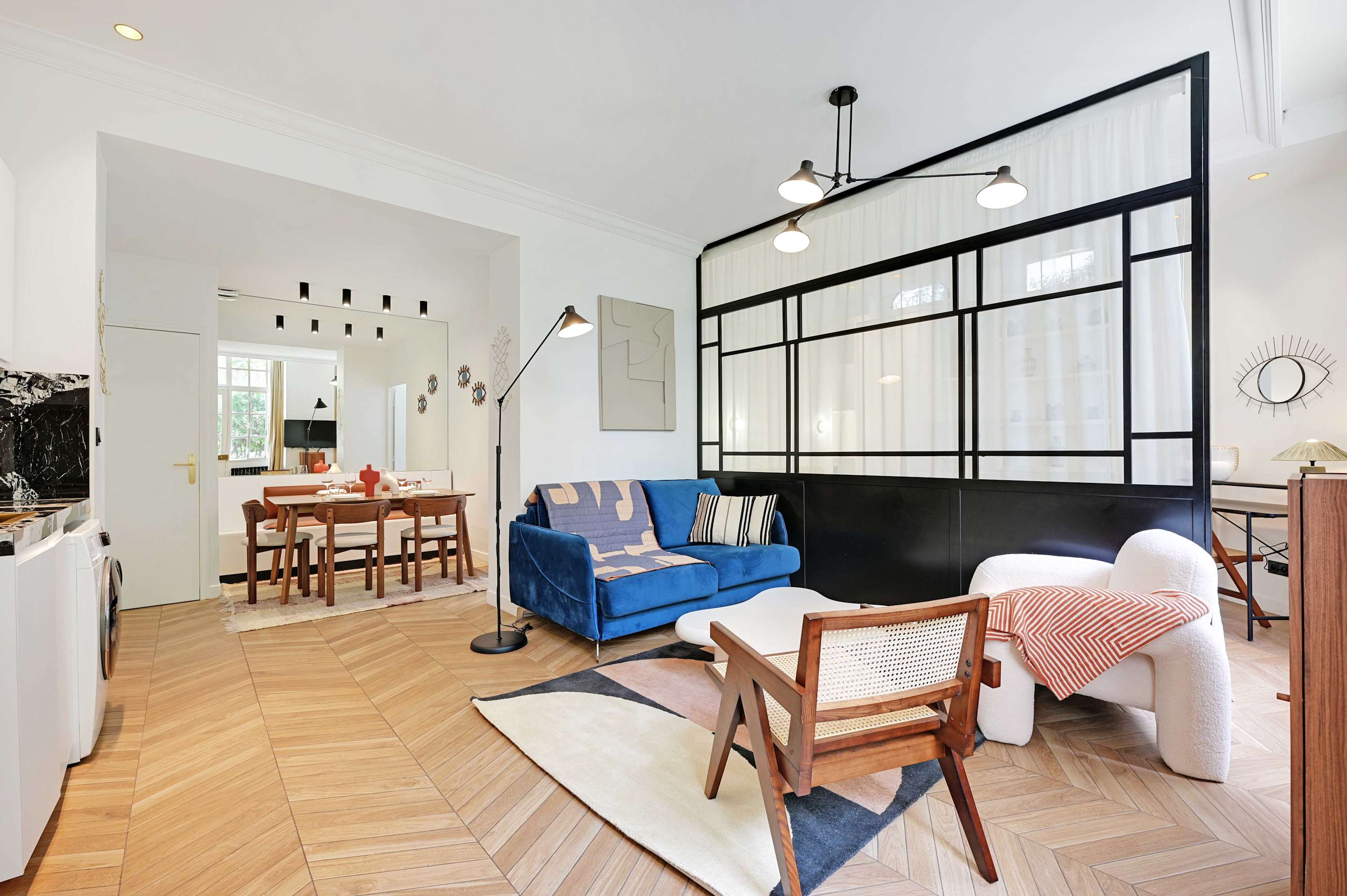 Château Abbaye Saint-Germain: Luxury 3-Bedroom Townhouse with Family-Friendly Features, Paris