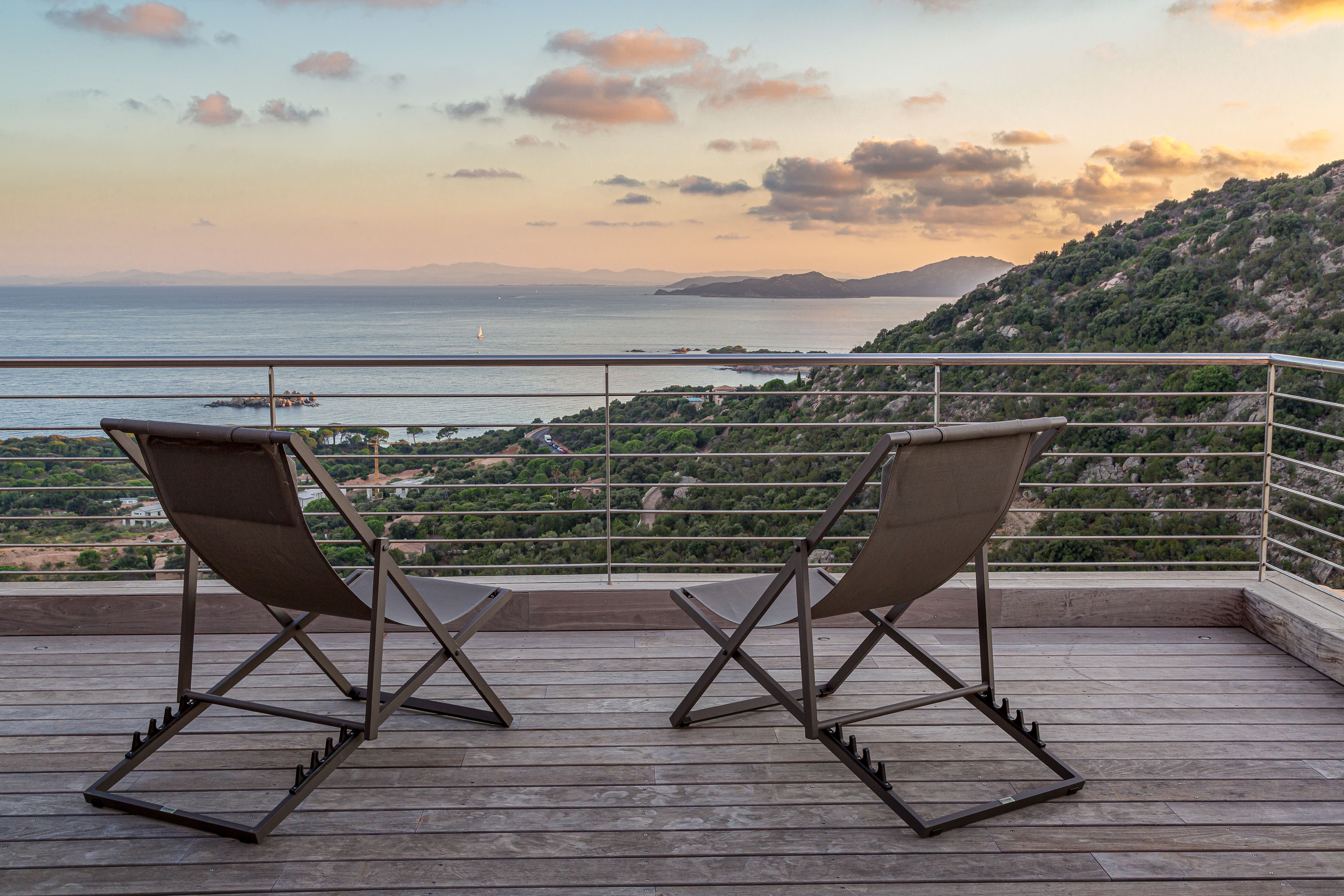 Château Amandier Corsica: 5-Bedroom Luxury Apartment with Stunning Sea Views, Corsica