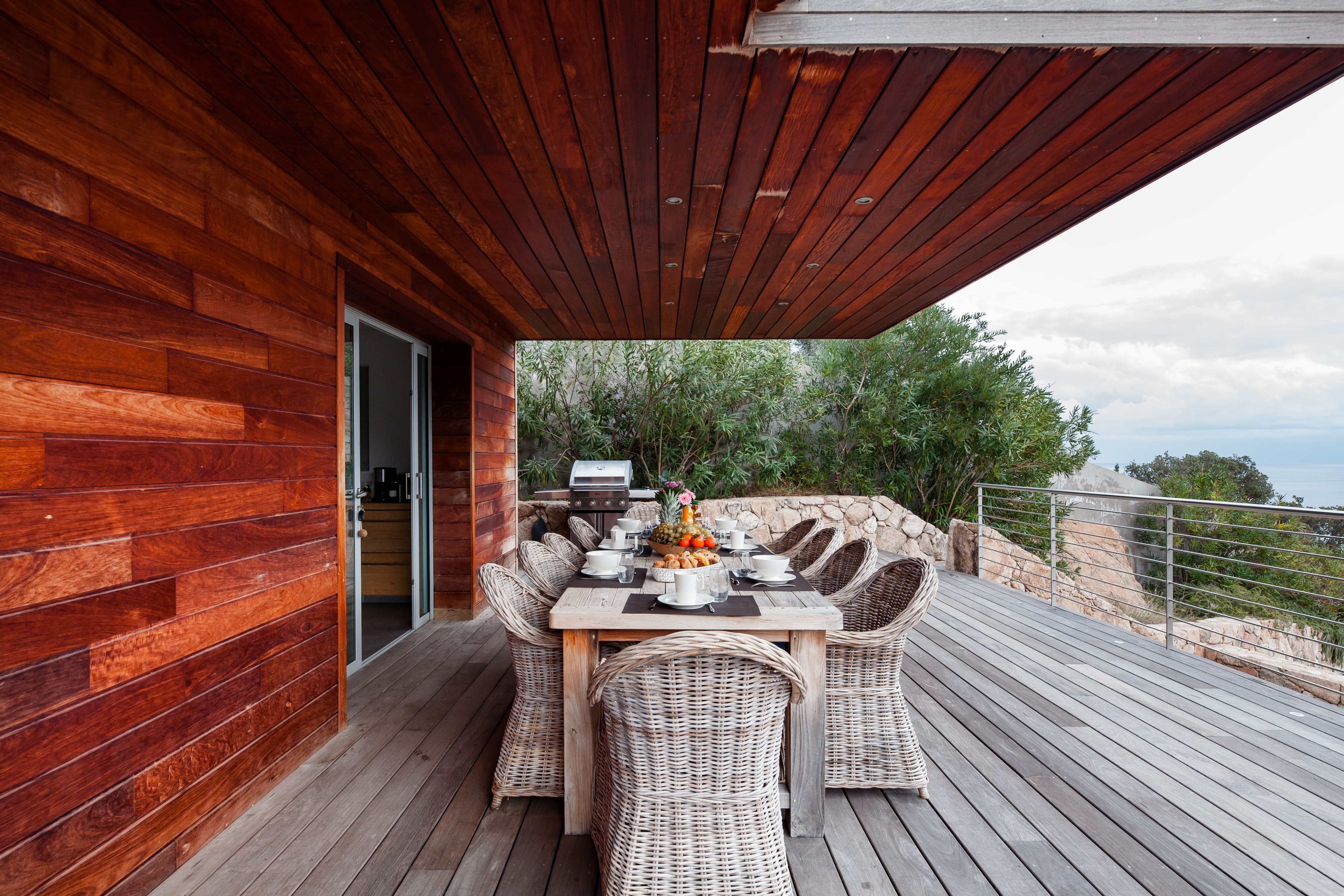 Château Amandier Corsica: 5-Bedroom Luxury Apartment with Stunning Sea Views, Corsica