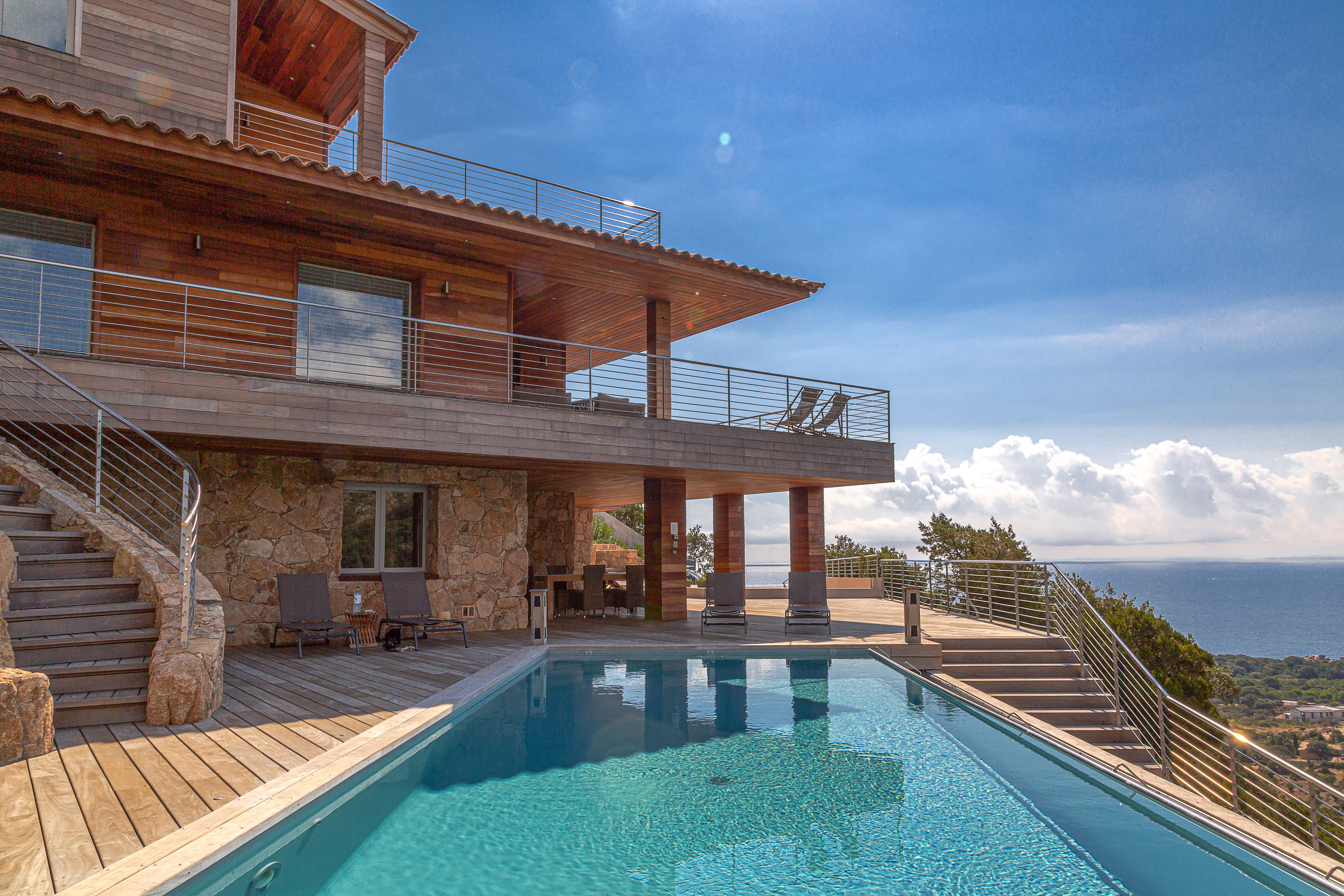 Château Amandier Corsica: 5-Bedroom Luxury Apartment with Stunning Sea Views, Corsica