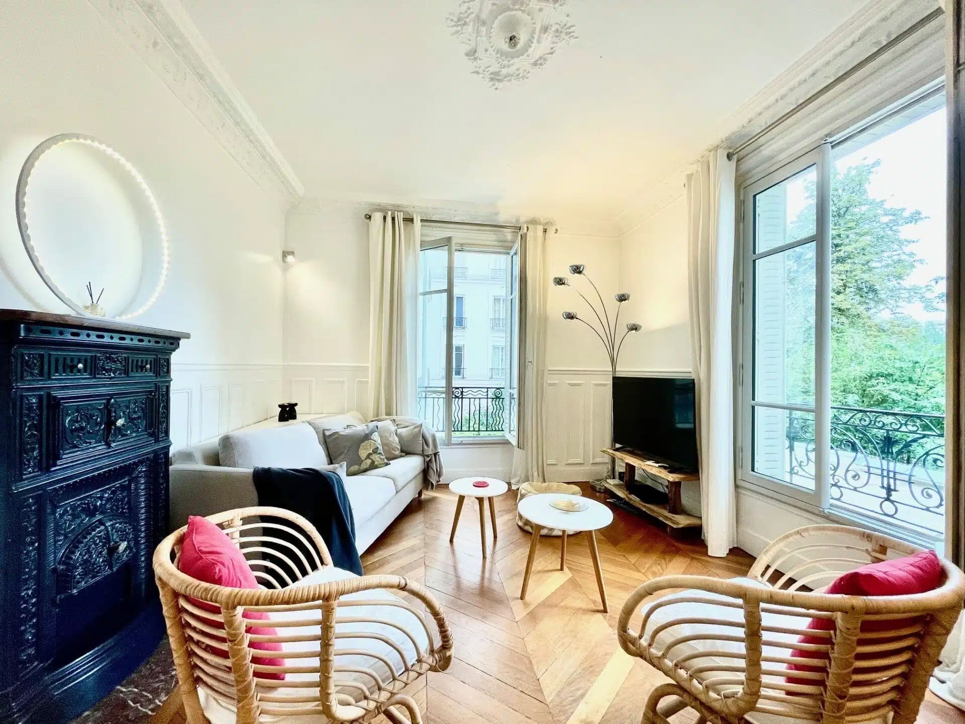 Château Auteuil Paris Auteuil – Passy 2: Elegant 2-Bedroom Apartment with Period Features, Auteuil – Passy, Paris