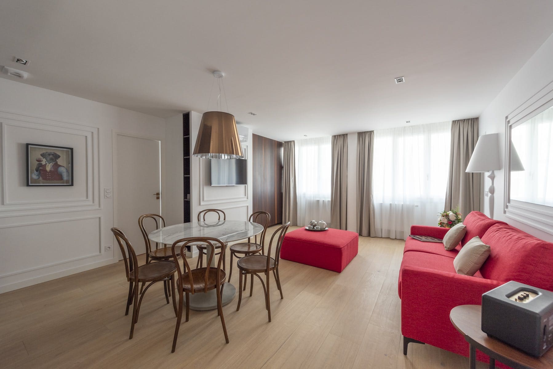 Château Bastille Paris: Elegant 2-Bedroom Apartment with Chic Interiors, Bastille – Bercy
