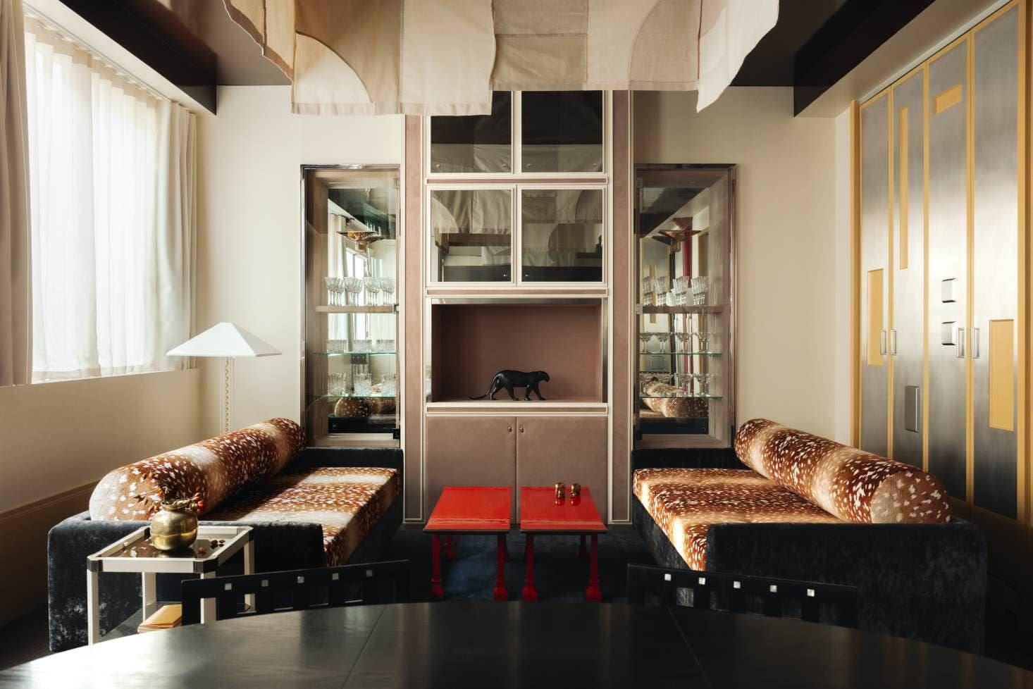 Château Belleville Paris: Elegant 2-Bedroom Townhouse with Family-Friendly Features, Paris