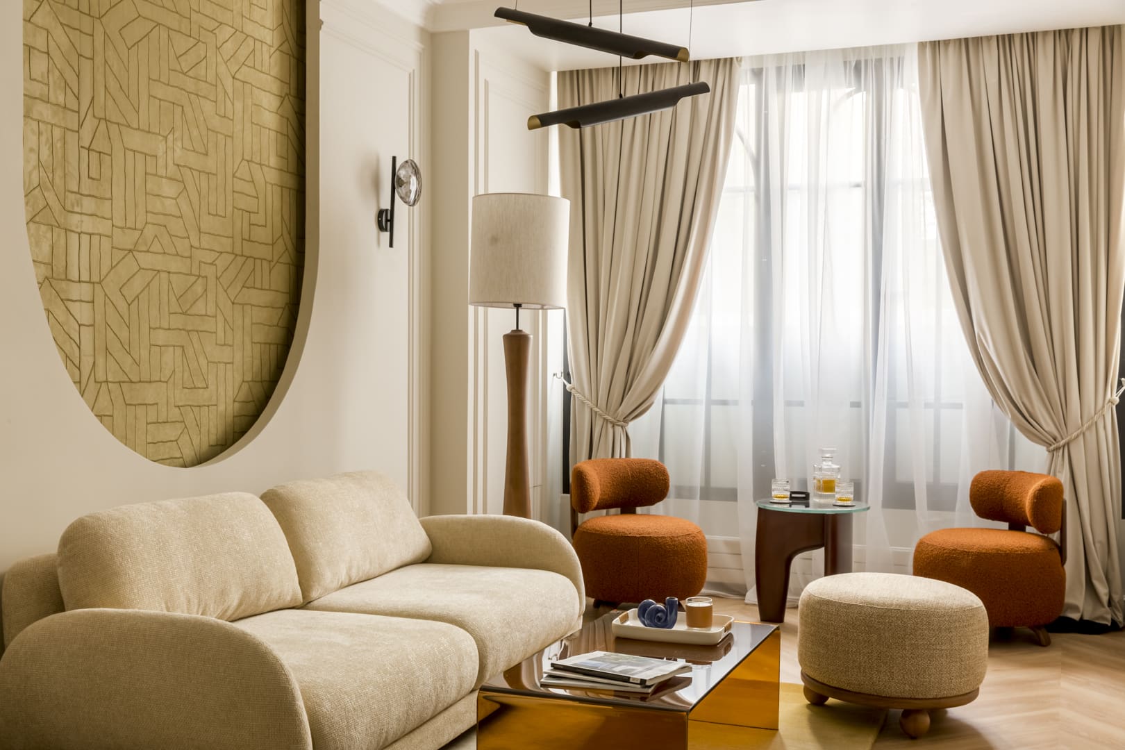 Château Champ-de-Mars Eiffel Tower 3: Elegant 3-Bedroom Apartment with Parisian Charm, Paris