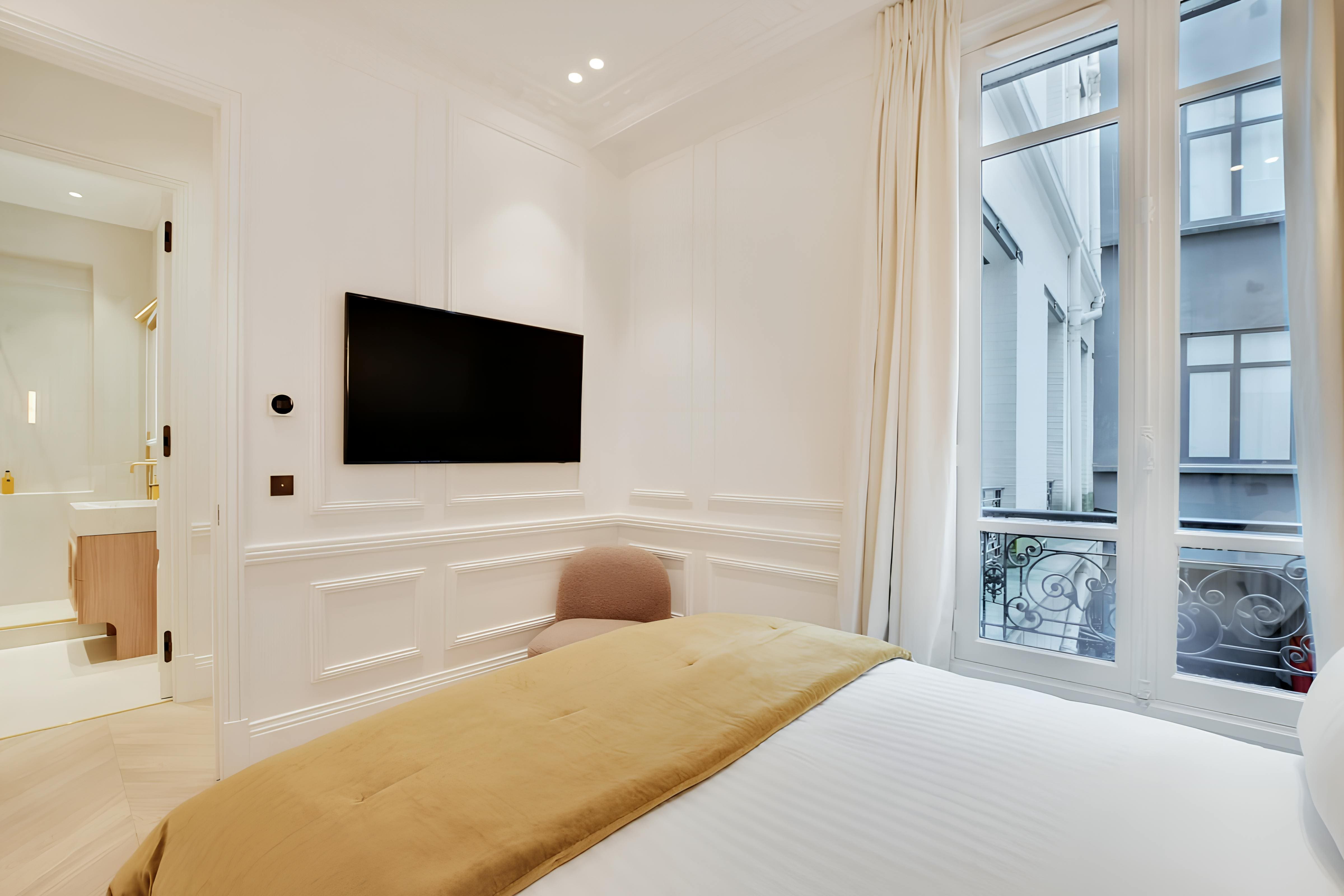 Château Couleurs Paris: Luxury 2-Bedroom Apartment Ideal for Families, Arc de Triomphe – Champs-Élysées