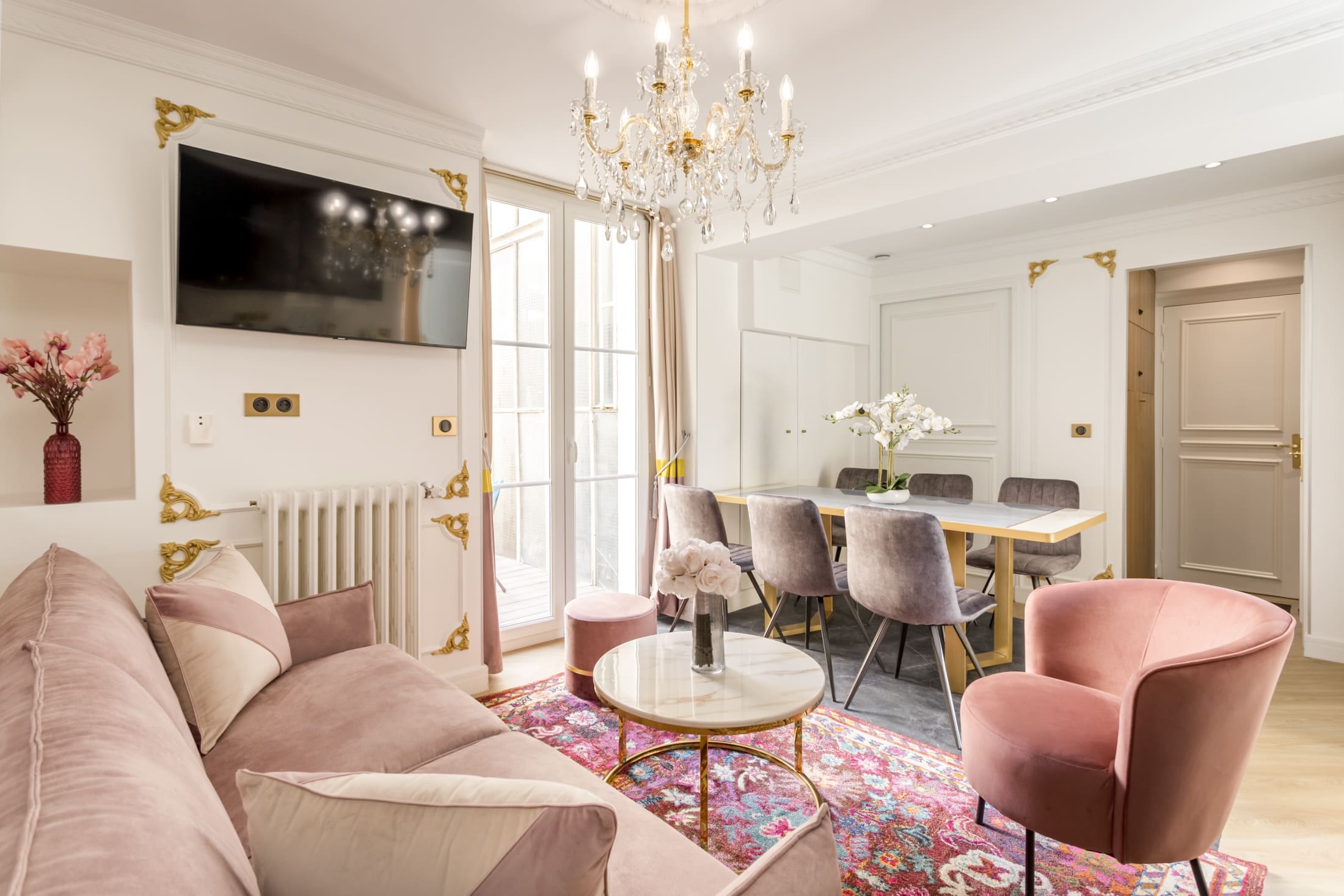 Château Descartes Saint-Germain: Luxury 2-Bedroom Apartment with Terrace, Saint Germain des Prés, Paris