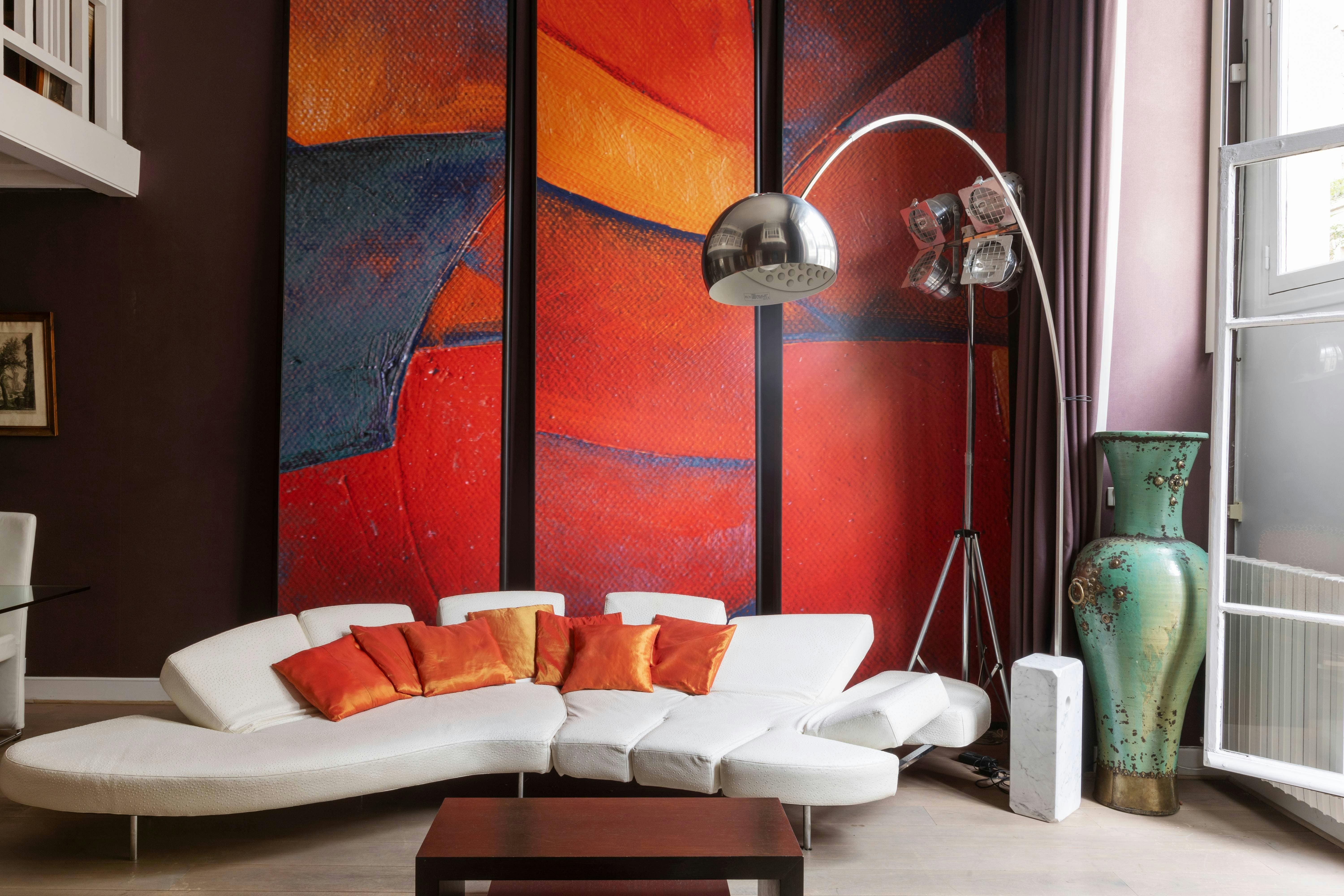 Château Élysée Paris Arc de Triomphe – Champs-Élysées 3: Elegant 2-Bedroom Townhouse with Unique Vintage Style, Arc de Triomphe – Champs-Élysées