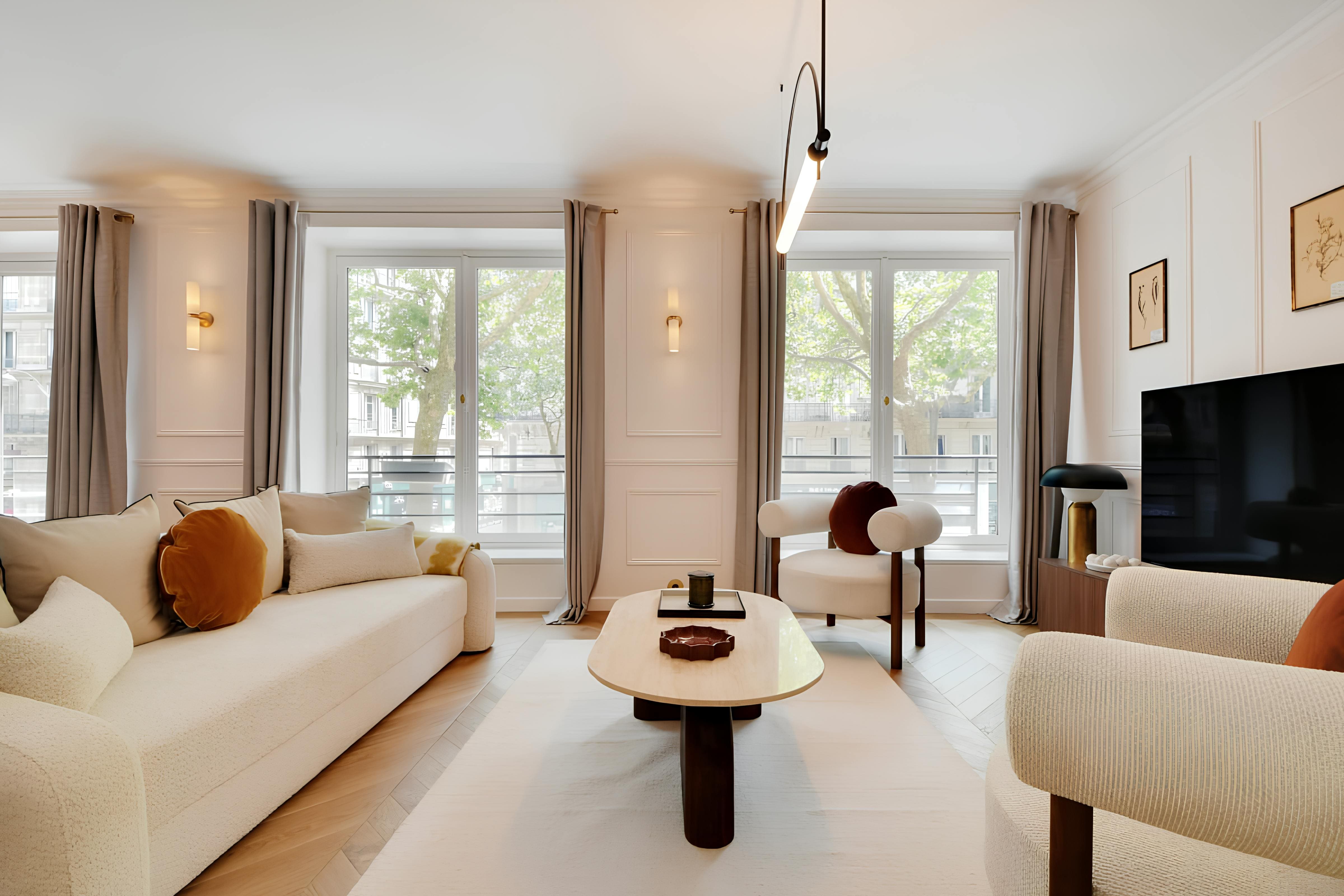 Château Érable LatinQuarter: Spacious 3-Bedroom Luxury Apartment Near Jardin du Luxembourg, Paris