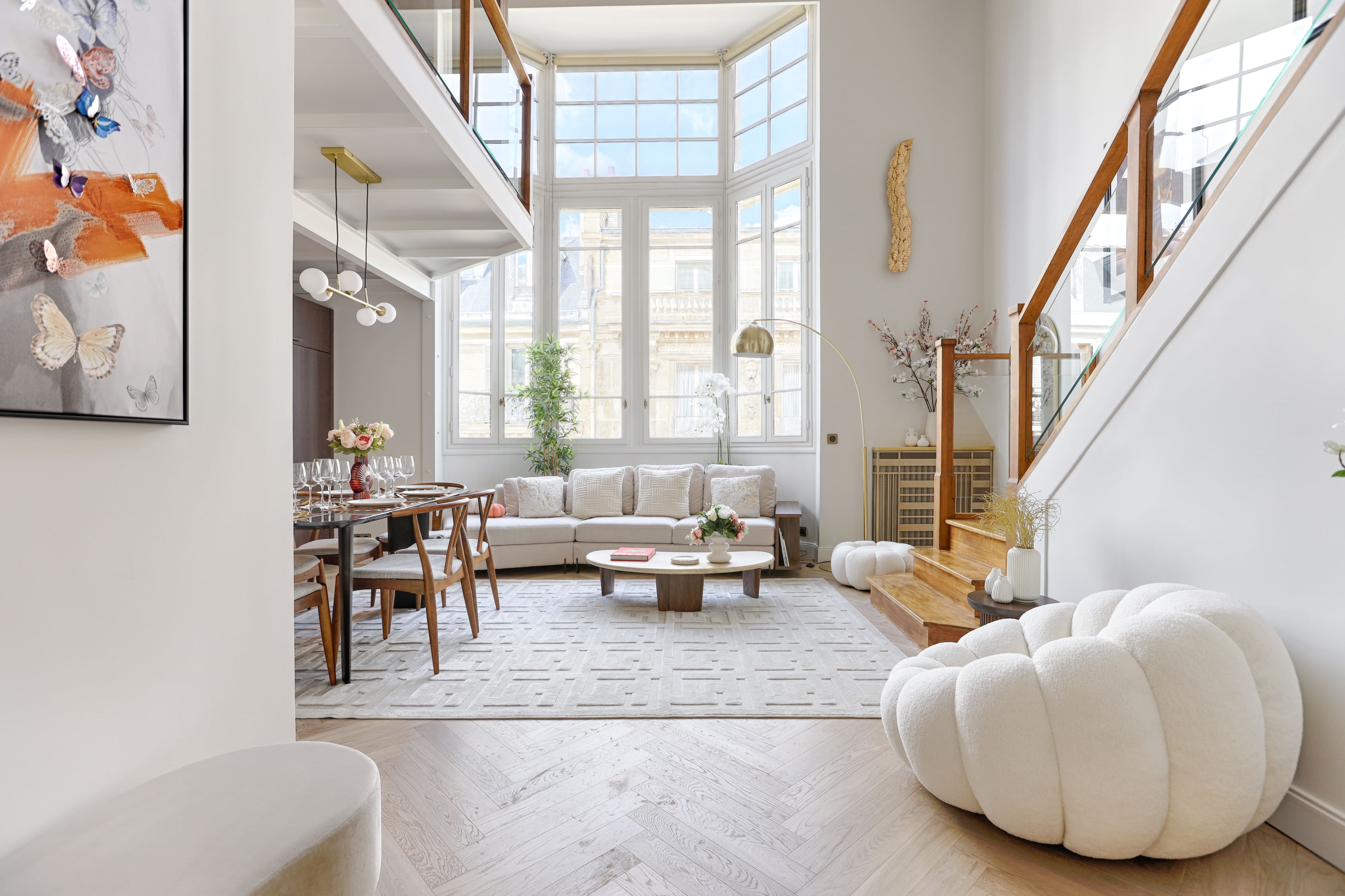 Château Étoile Paris Arc de Triomphe – Champs-Élysées: Elegant 3-Bedroom Apartment with Family-Friendly Features, Arc de Triomphe – Champs-Élysées