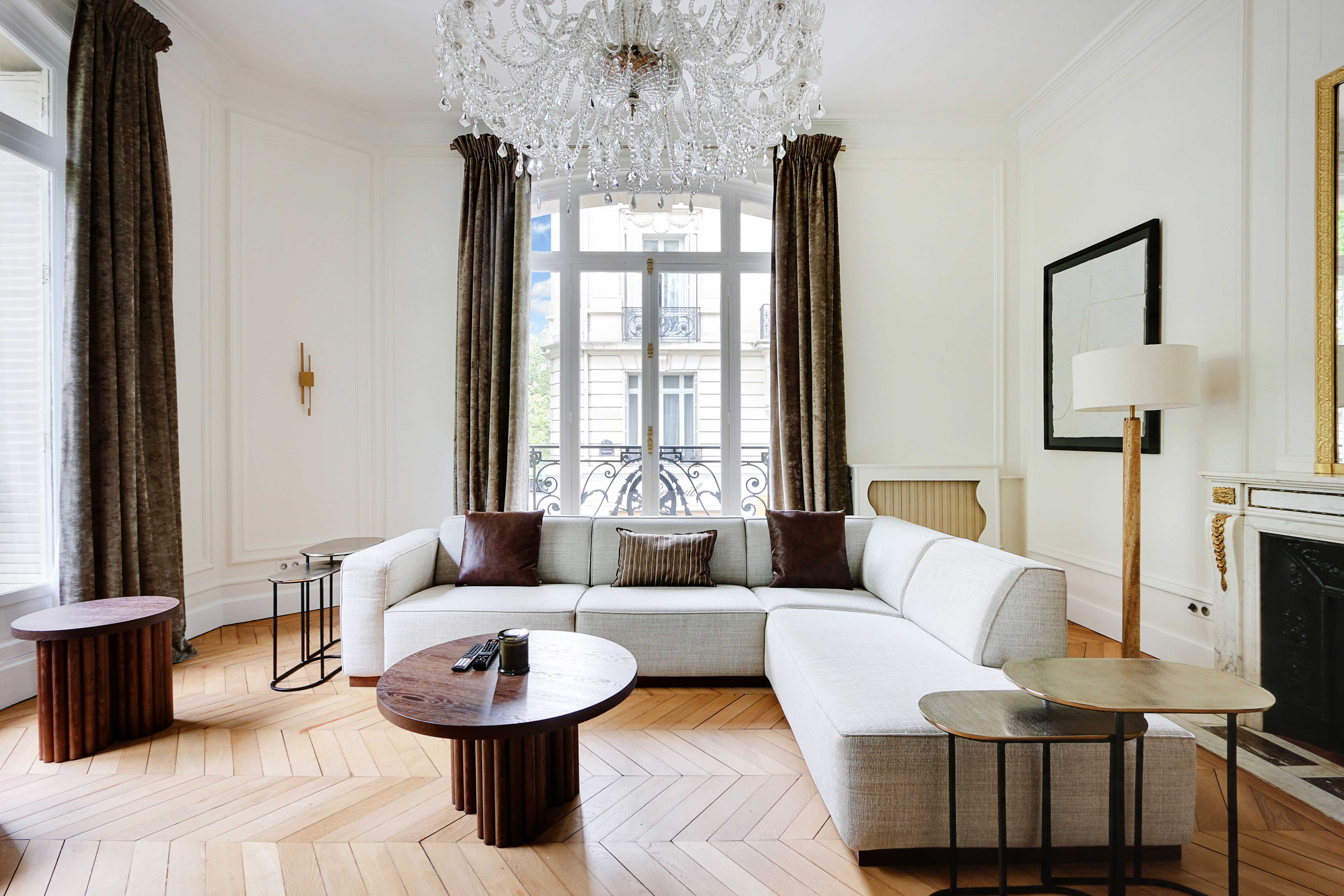 Château Fontaine Trocadéro: Luxury 2-Bedroom Apartment in Trocadéro, Paris with Family-Friendly Features