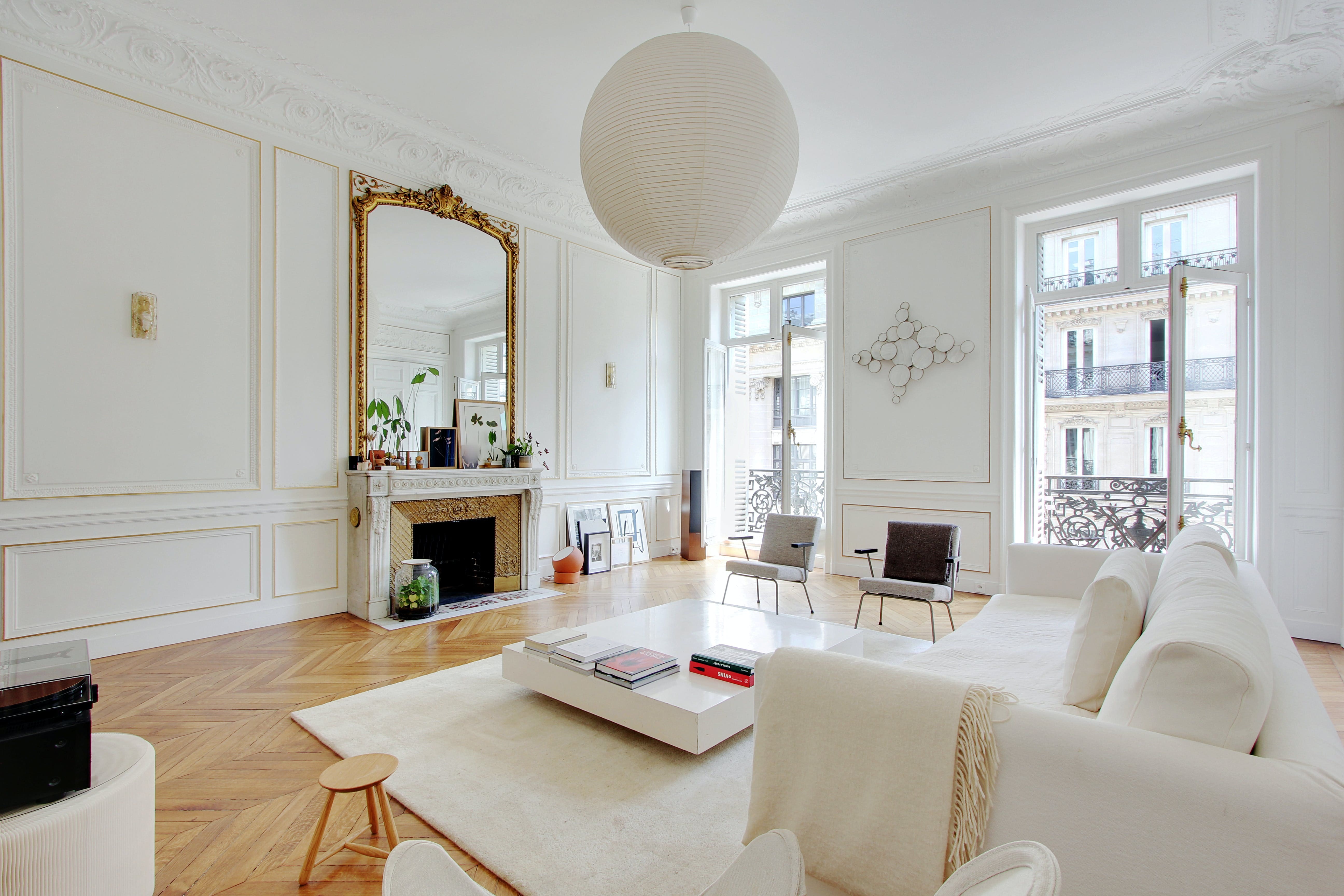 Château Garnier Paris Opéra – Madeleine – Grands Magasins 13: Luxury 2-Bedroom Apartment with Stunning Views, Paris