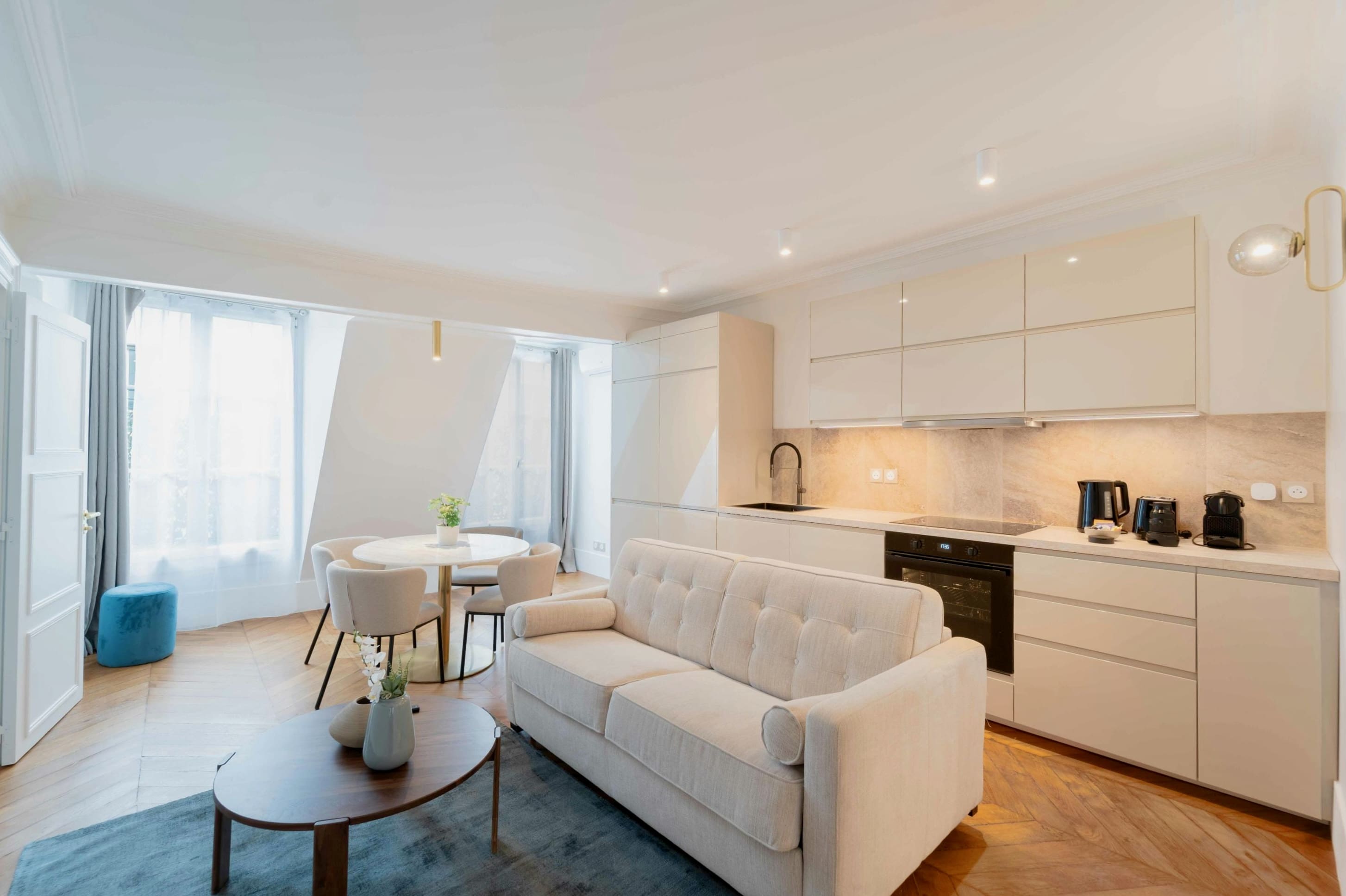 Château Garnier Paris Opéra – Madeleine – Grands Magasins 5: Elegant 2-Bedroom Townhouse with Gym Access, Opéra – Madeleine – Grands Magasins