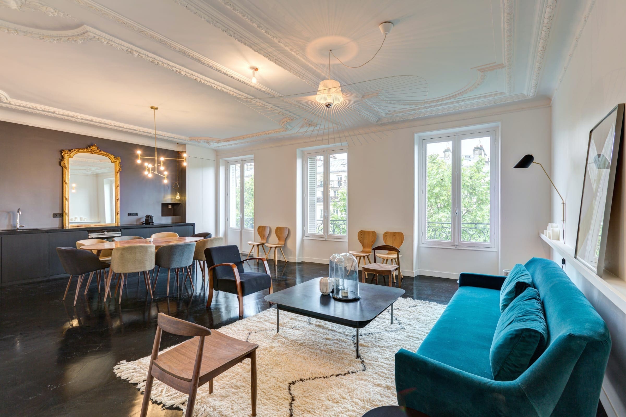 Château Haussmann GrandsBoulevards: Spacious 4-Bedroom Apartment with Rooftop Views, Grands Boulevards