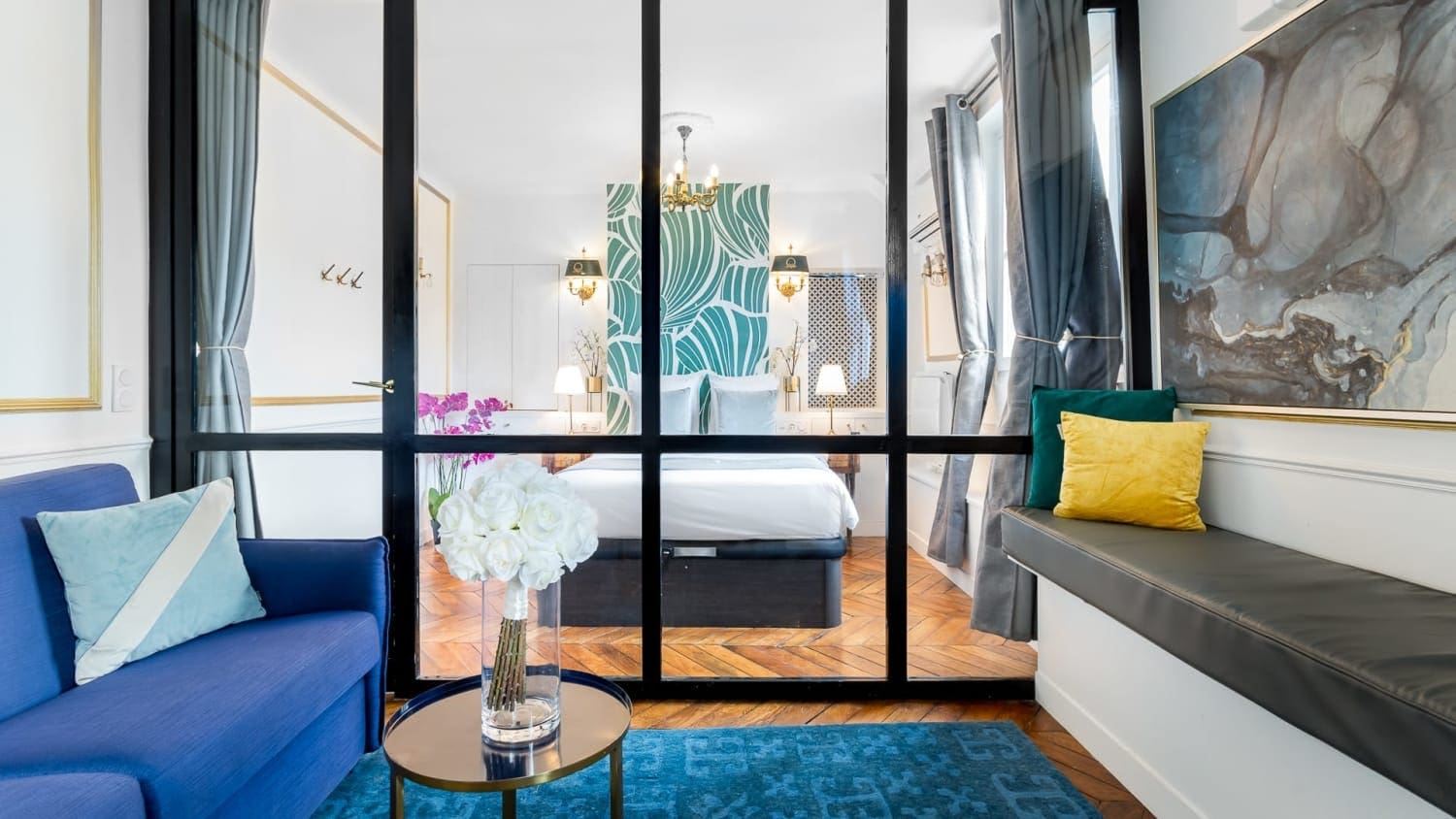 Château Haussmann Opéra Opéra – Madeleine – Grands Magasins: Elegant 2-Bedroom Luxury Apartment with Haussmann Charm, Paris