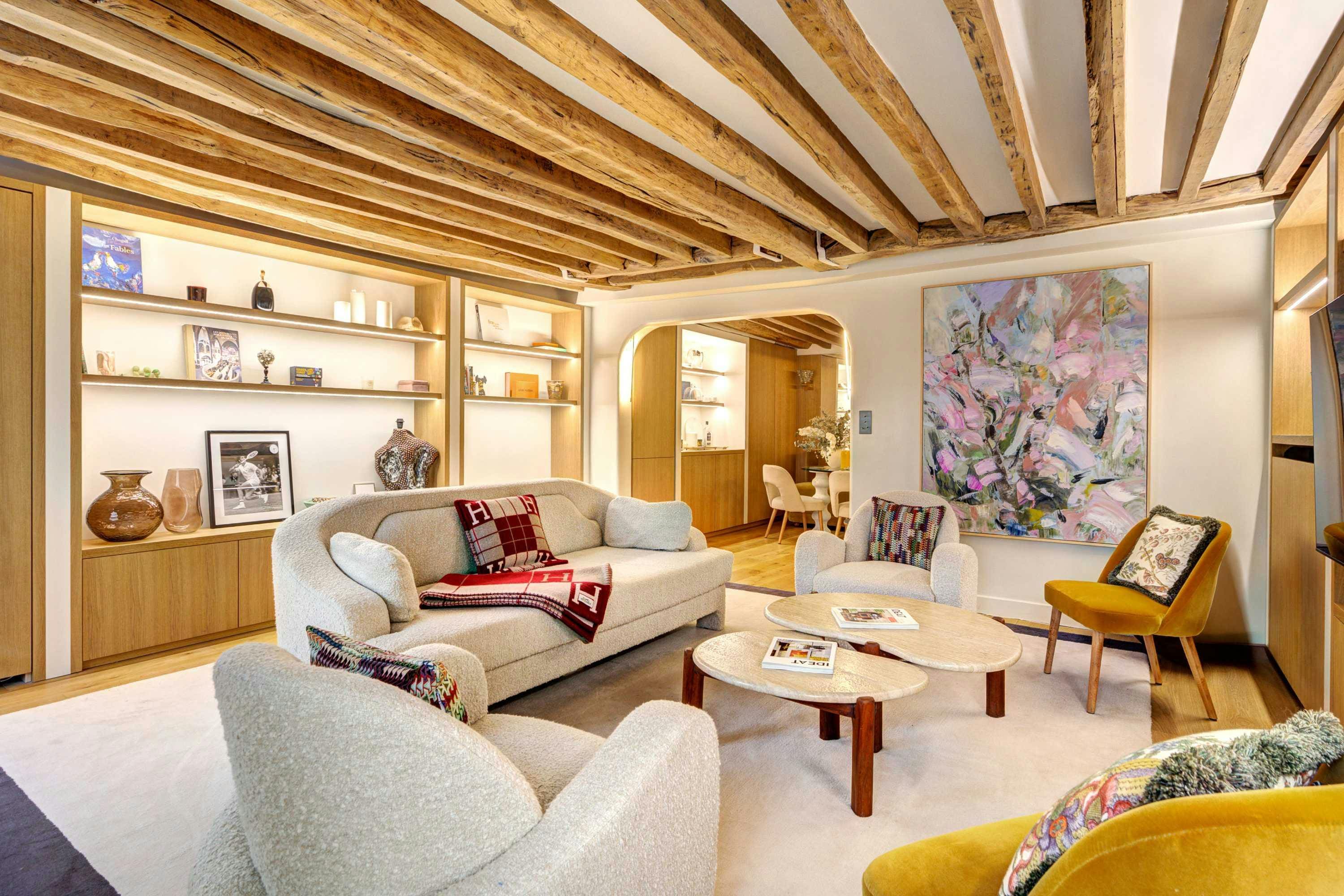 Château Haussmannien Paris Arc de Triomphe – Champs-Élysées 3: Luxury 2-Bedroom Apartment with Terrace, Arc de Triomphe – Champs-Élysées