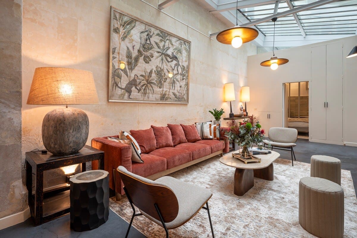 Château Lumière Paris Grands Boulevards 2: Luxury 4-Bedroom Apartment with Glass Roof, Grands Boulevards, Paris