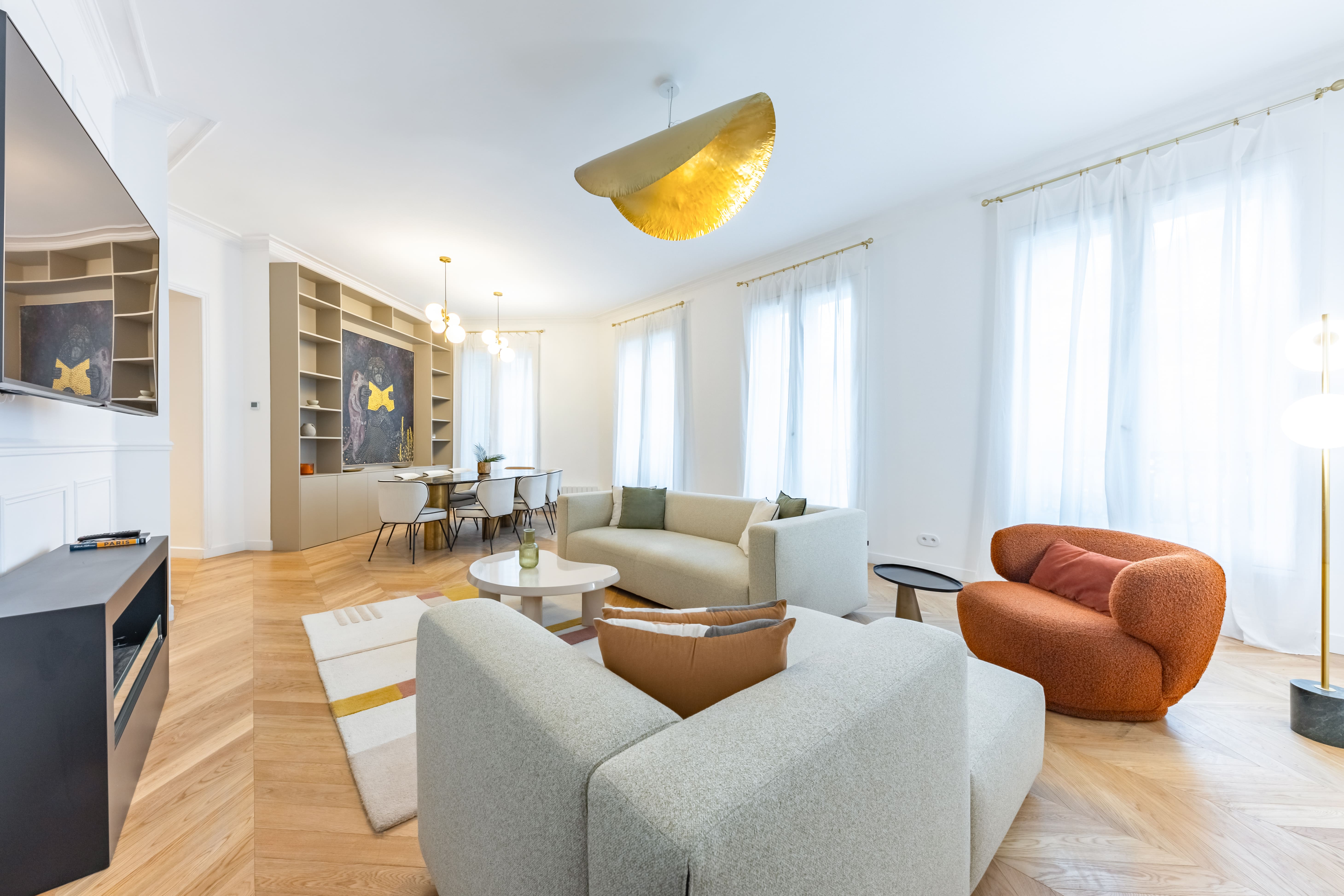 Château Marais Paris Le Marais: Luxury 4-Bedroom Apartment with Elegant Interiors, Le Marais, Paris