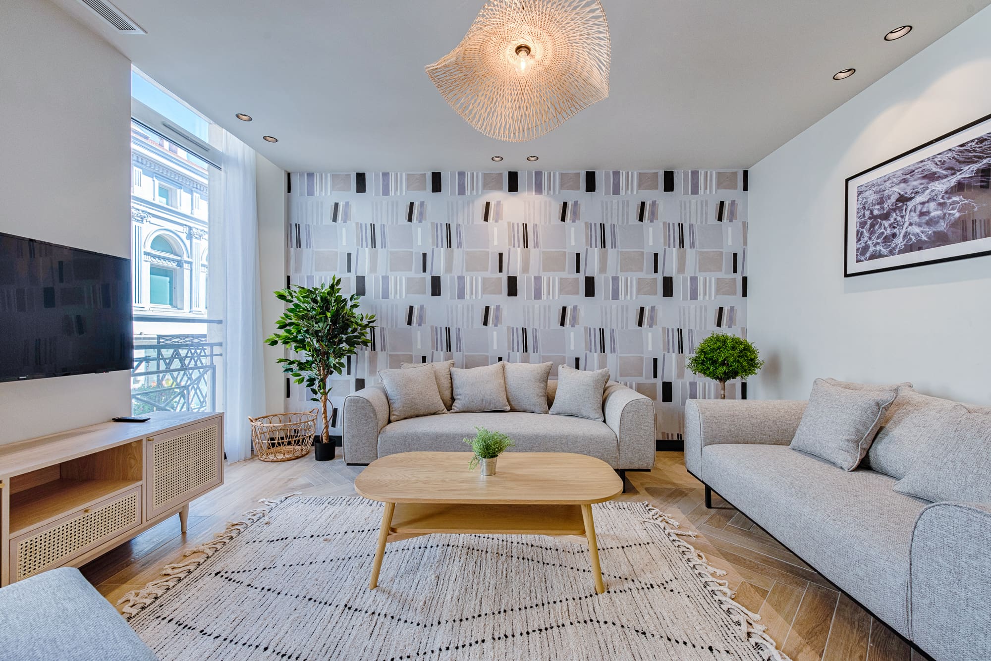 Château Mistral Cannes Cannes 6: Luxury 4-Bedroom Apartment with Stunning Seaview, Cannes