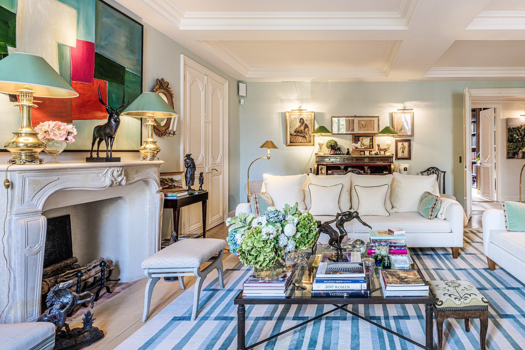 Château Mistral Saint-Germain: Elegant 3-Bedroom Apartment with Spacious Interiors, Saint Germain des Prés – Odéon