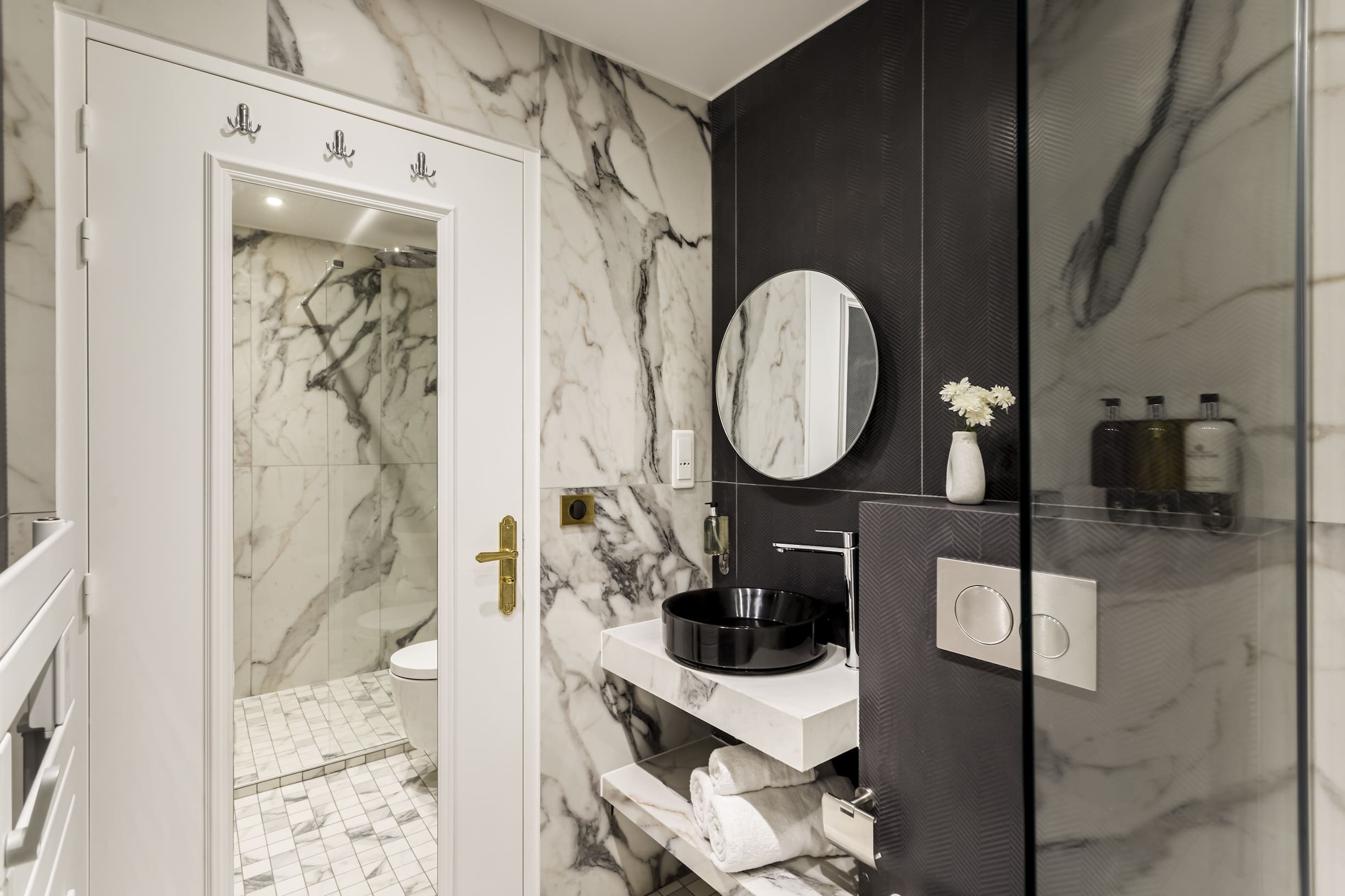 Château Montmartre Paris Montorgueil – Les Halles 3: Elegant 2-Bedroom Apartment for Families and Remote Work, Montorgueil – Les Halles