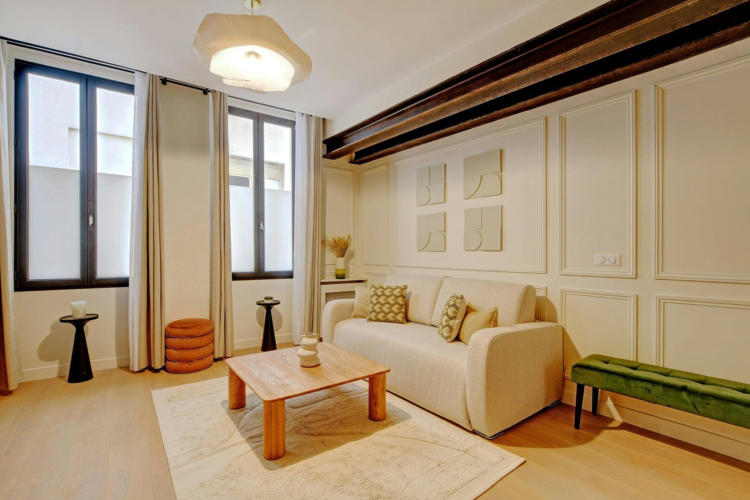 Château Montorgueil Paris Montorgueil – Les Halles 3: Elegant 2-Bedroom Apartment with Air-Con, Montorgueil Paris