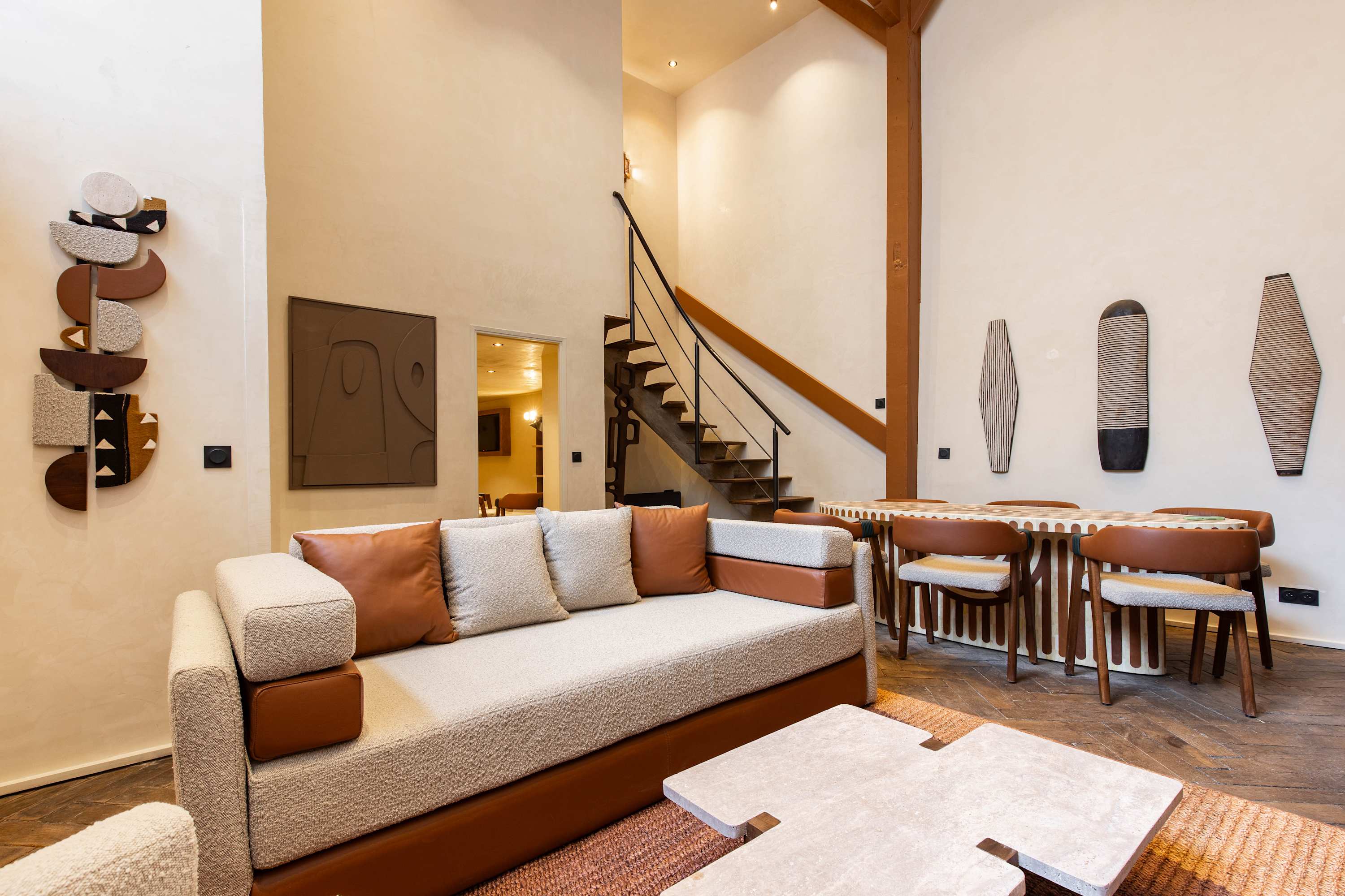 Château Montparnasse Paris Montparnasse & Catacombs 5: Elegant 4-Bedroom Townhouse Perfect for Families, Montparnasse