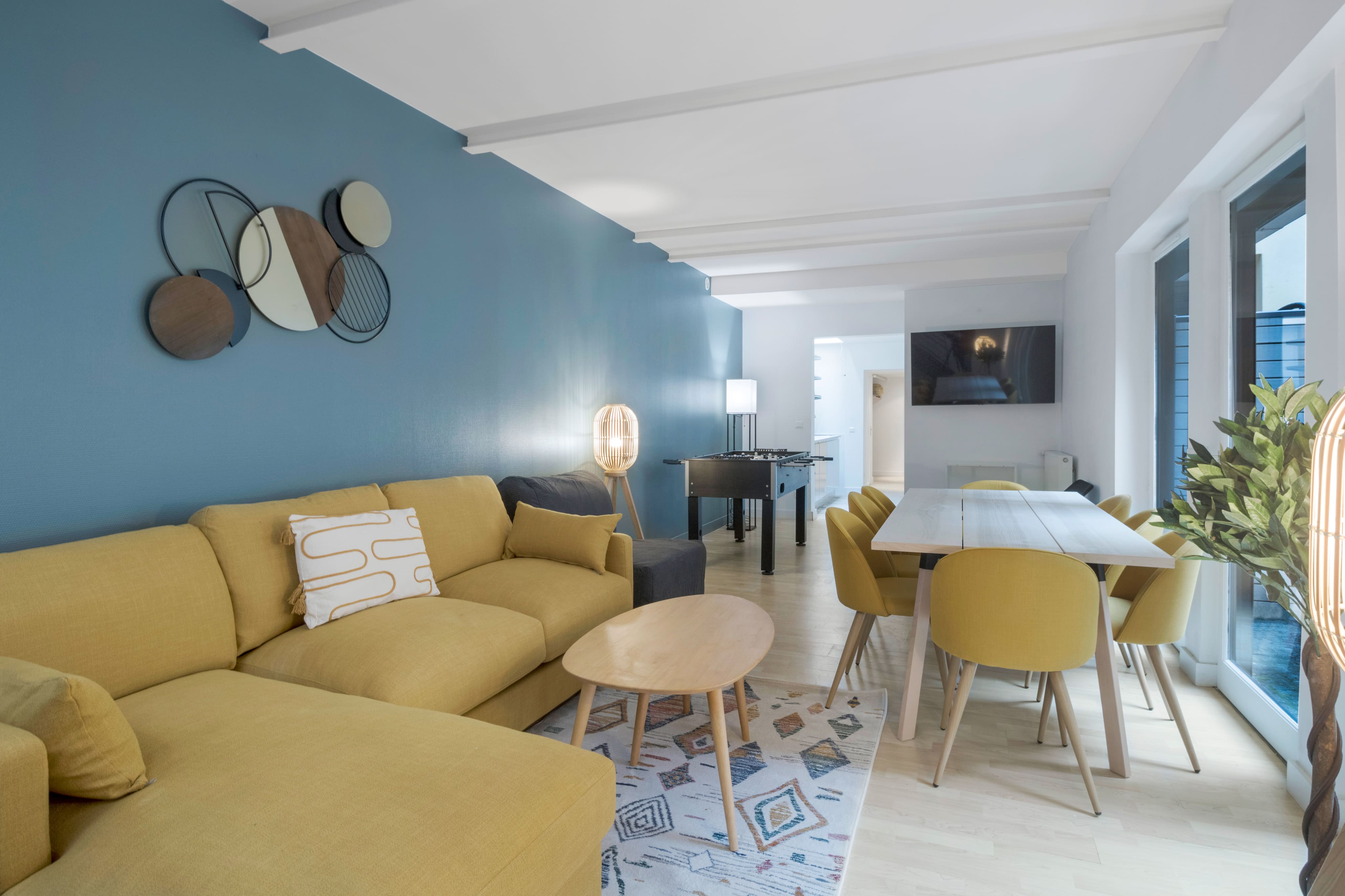 Château Mouffetard Paris: Spacious 3-Bedroom Apartment with Terraces, Latin Quarter Paris