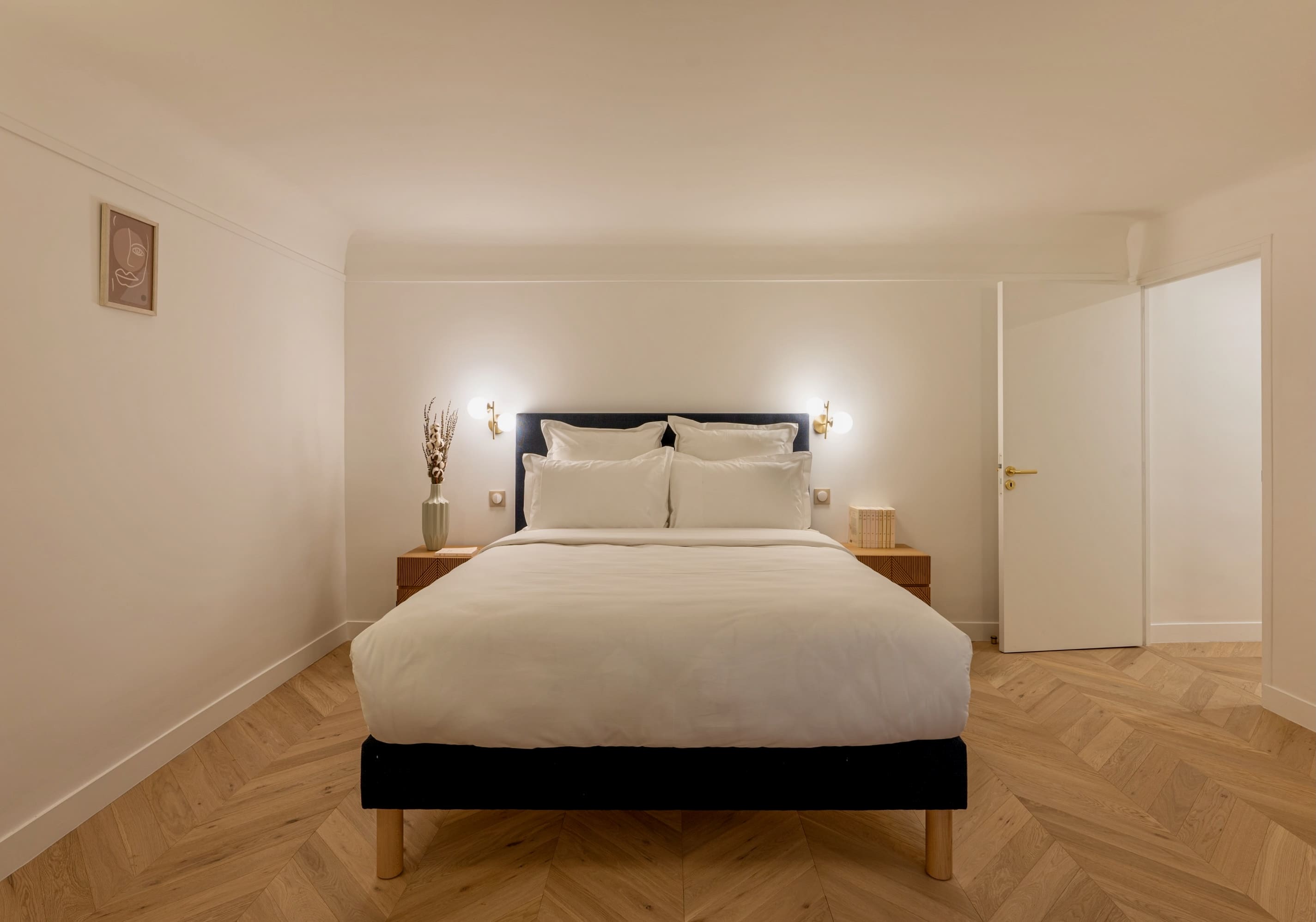 Château Olympia Paris: Luxurious 2-Bedroom Townhouse with Modern Amenities, Paris