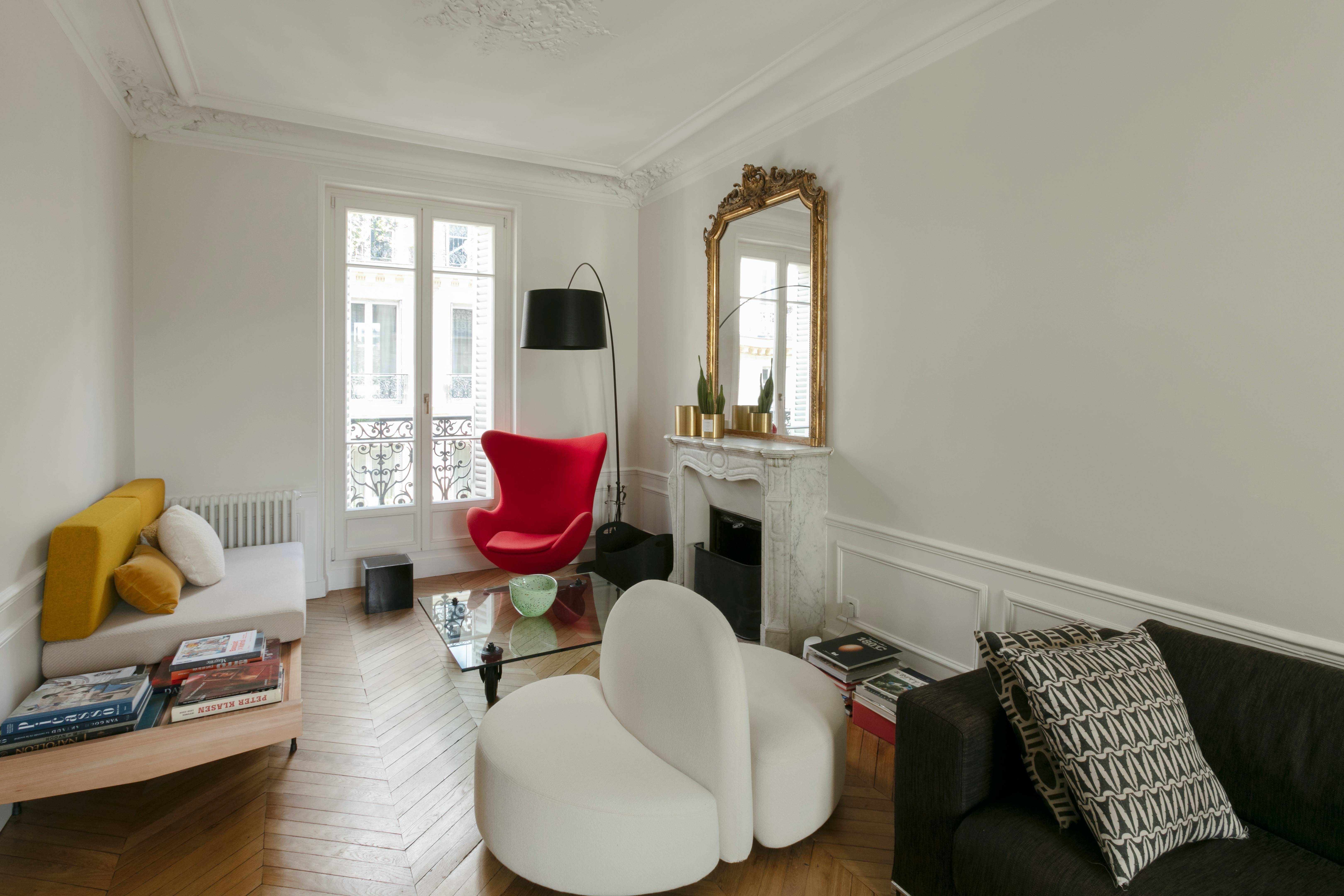 Château Rive Gauche Paris: Luxury 3-Bedroom Apartment with Eiffel Tower Views, Saint Germain des Prés