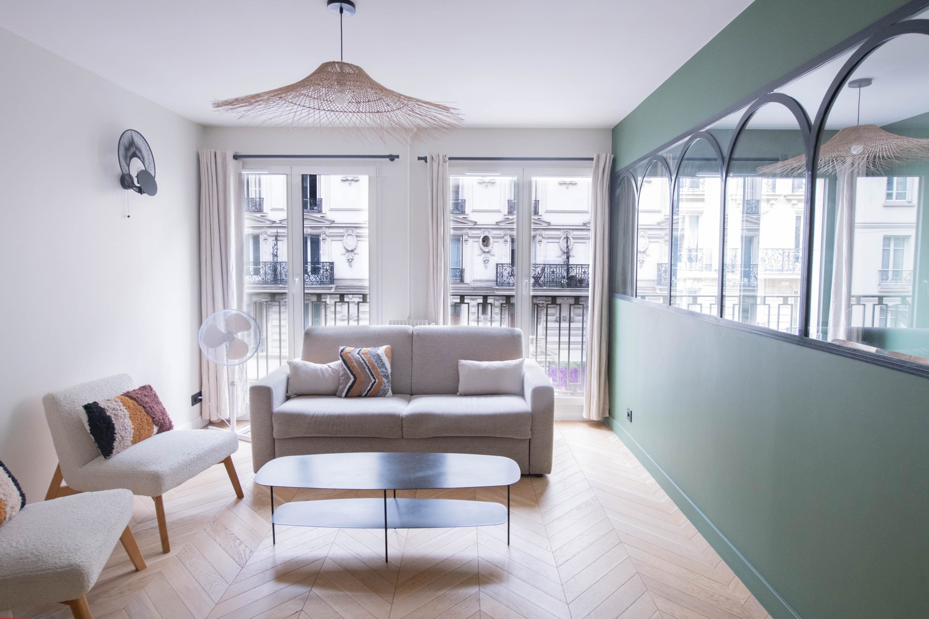 Château Rive Gauche Saint Germain des Prés – Odéon 2: Elegant 3-Bedroom Apartment for Groups, Saint Germain des Prés – Odéon