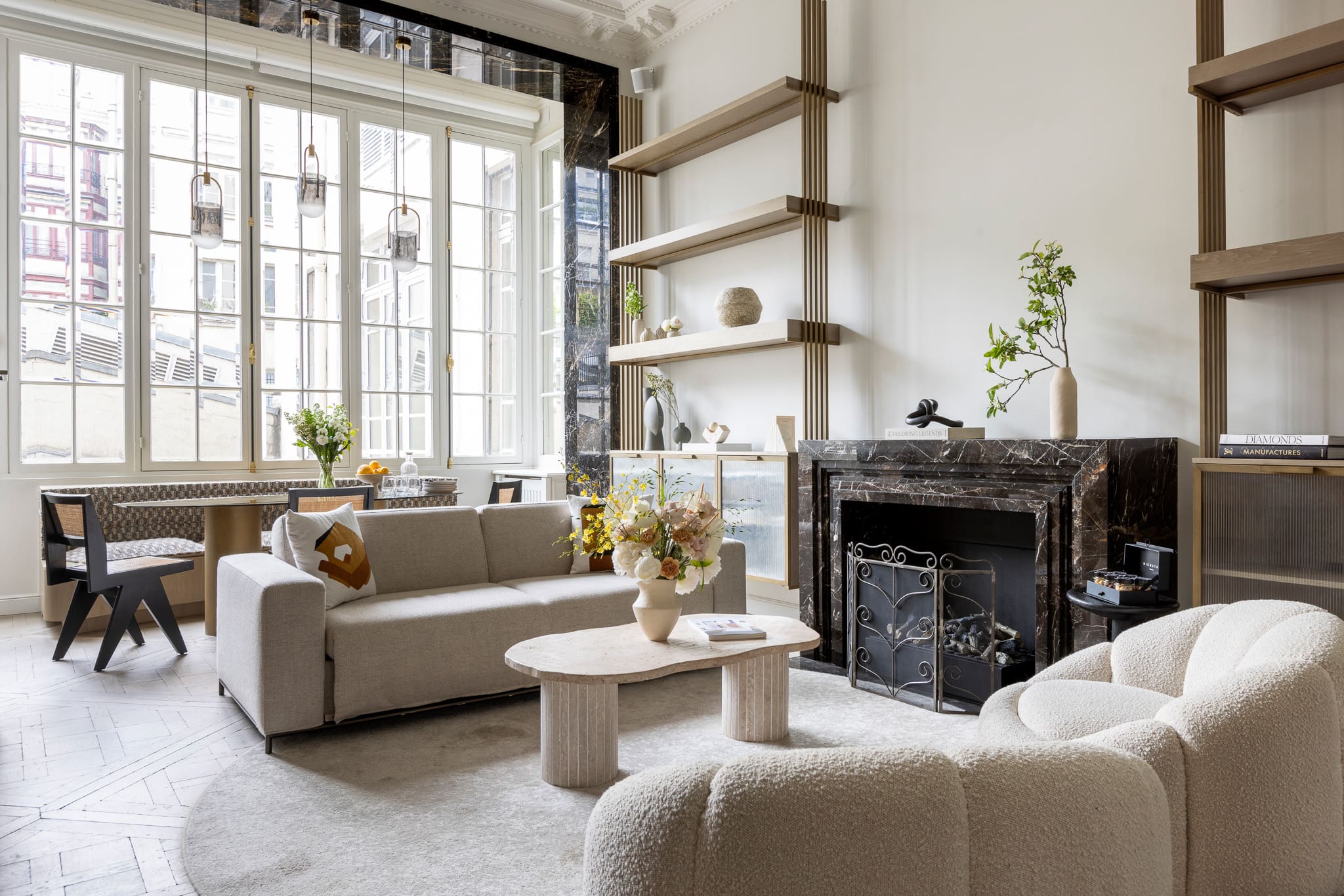 Château Rivoli Paris Louvre – Palais Royal: Exquisite 2-Bedroom Luxury Apartment with Hammam, Louvre – Palais Royal