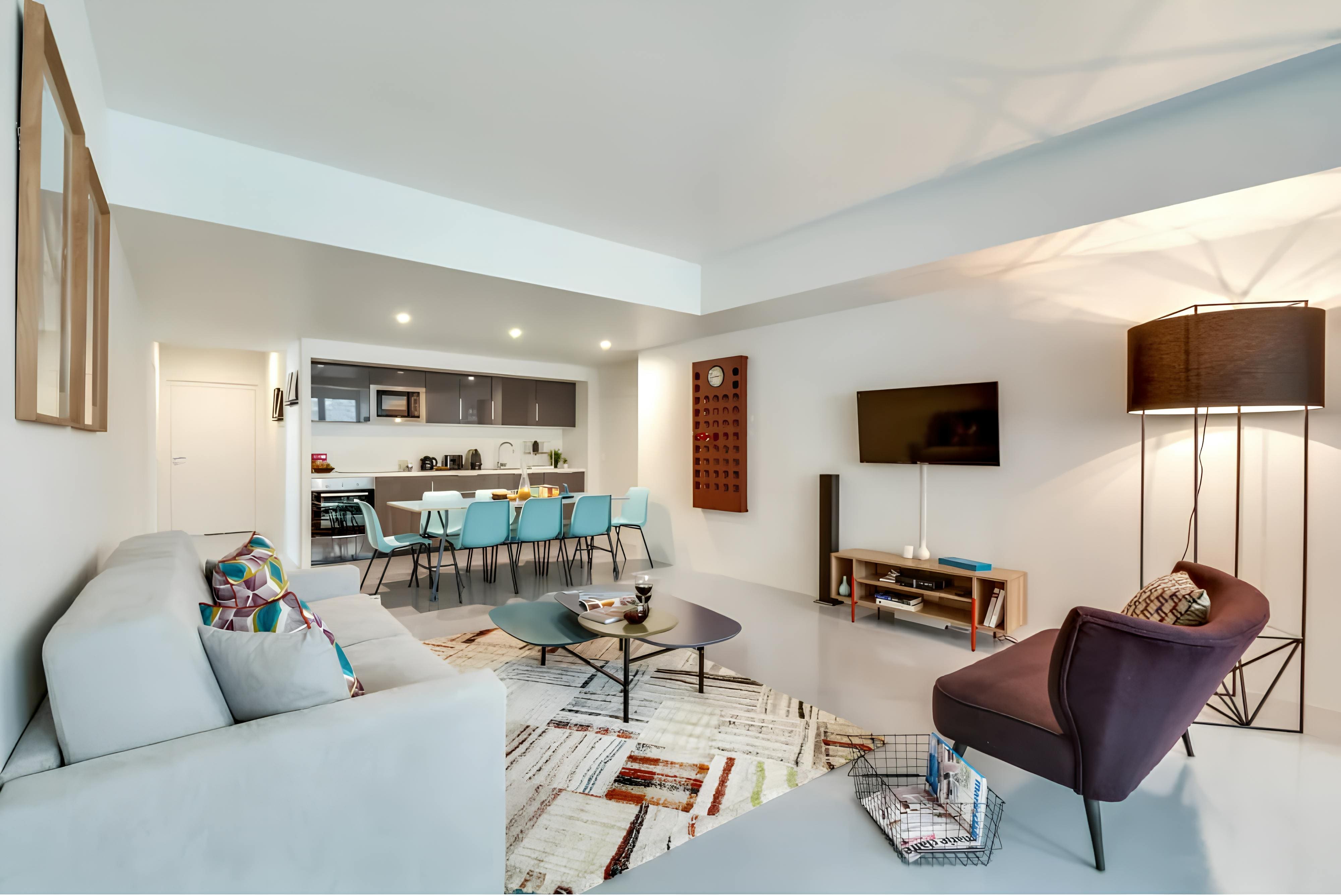 Château Ruelle Marais: Chic 2-Bedroom Apartment with Central Location, Le Marais