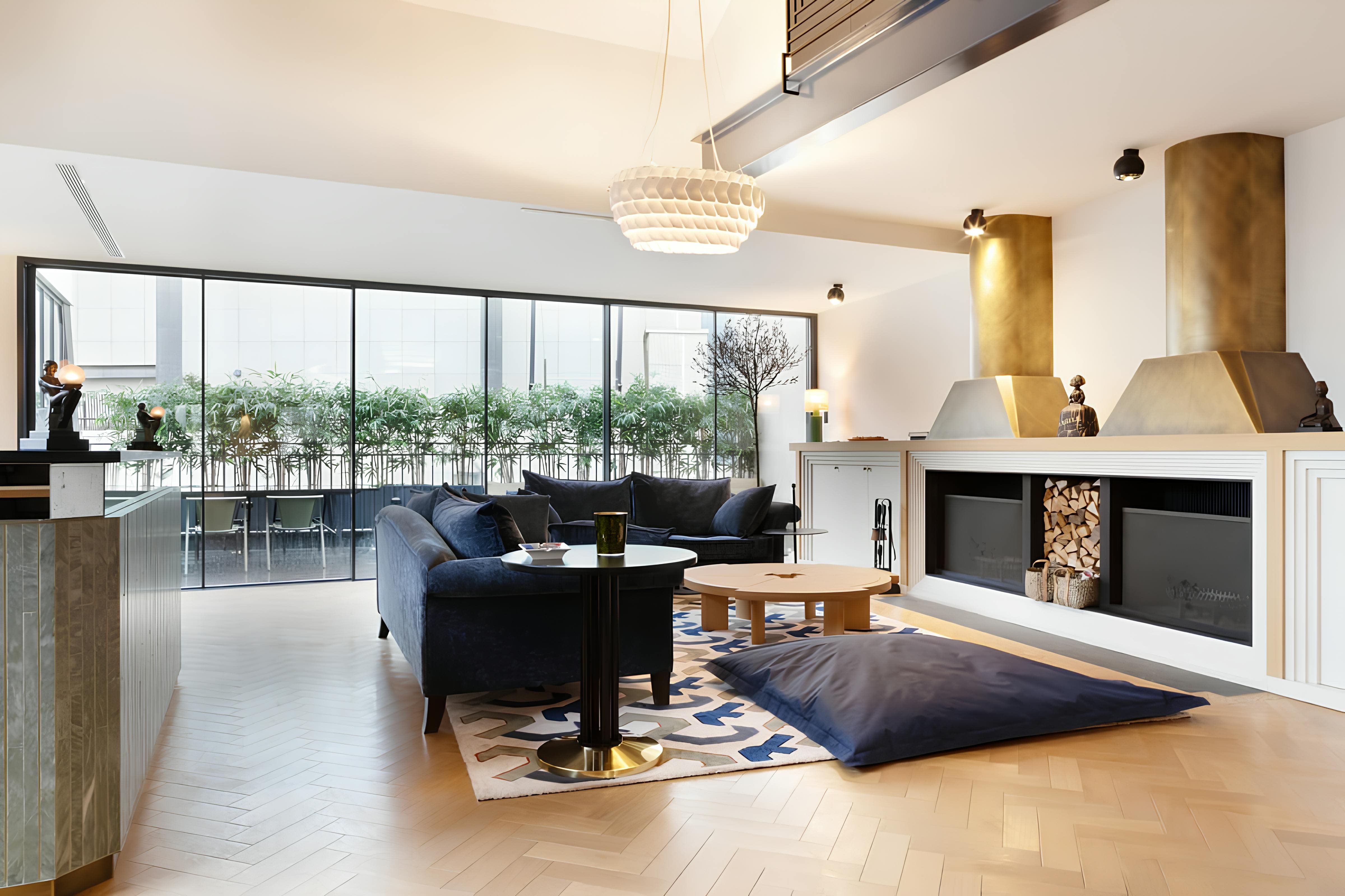 Château Saint-Antoine Bastille Bastille – Bercy: Elegant 6-Bedroom Apartment with Sauna and Cinema, Bastille – Bercy