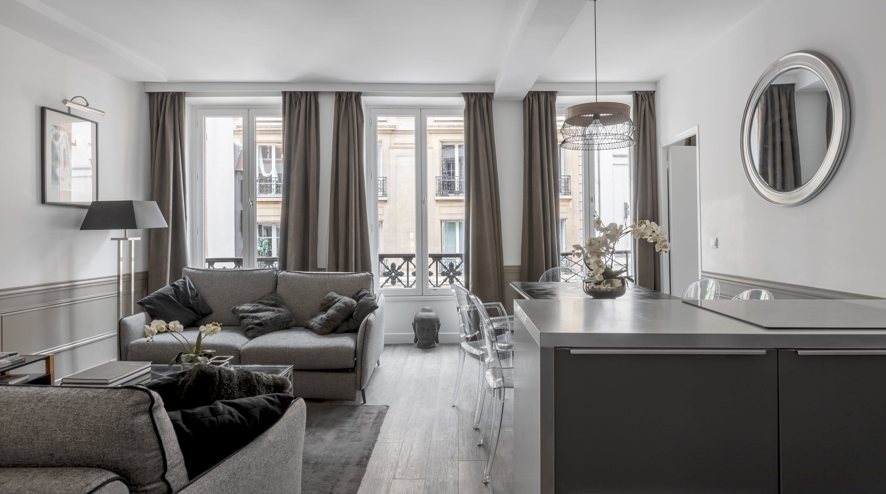 Château Saint-Denis Montorgueil Montorgueil – Les Halles 18: Elegant 3-Bedroom Apartment in Montorgueil – Les Halles, Paris