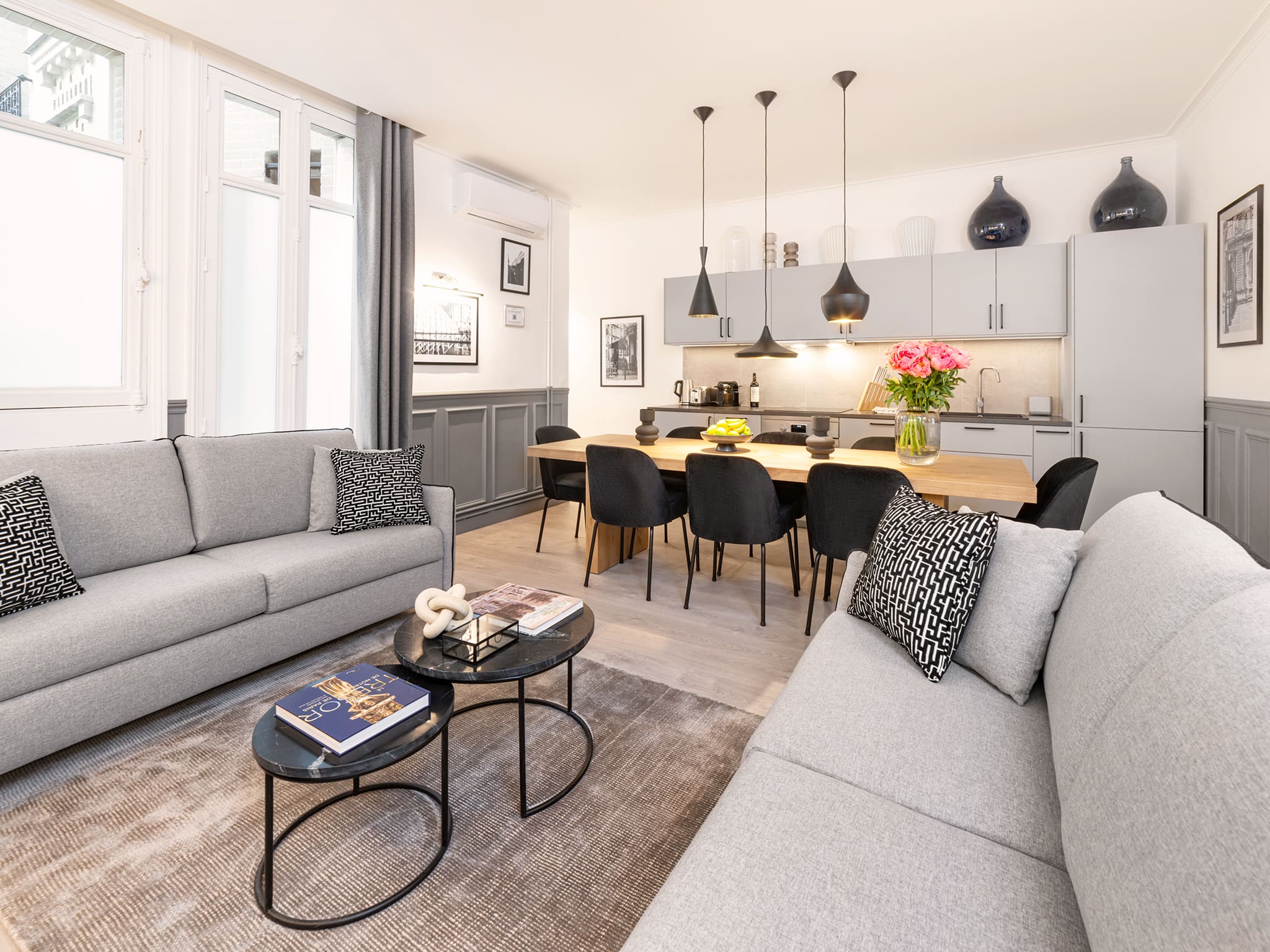 Château Saint-Germain Auteuil: Spacious 4-Bedroom Apartment with Air-Con, Paris Auteuil – Passy