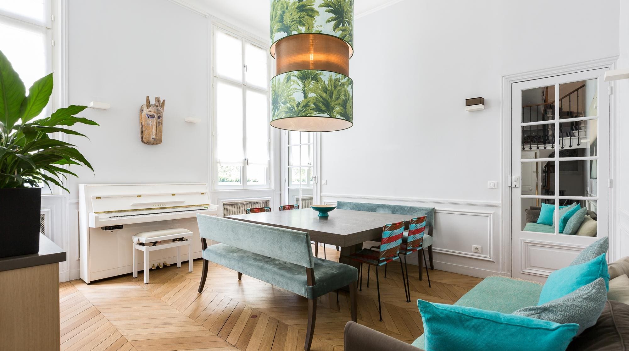 Château Saint-Germain Paris: Chic 4-Bedroom Apartment with Family-Friendly Features, Saint Germain des Prés