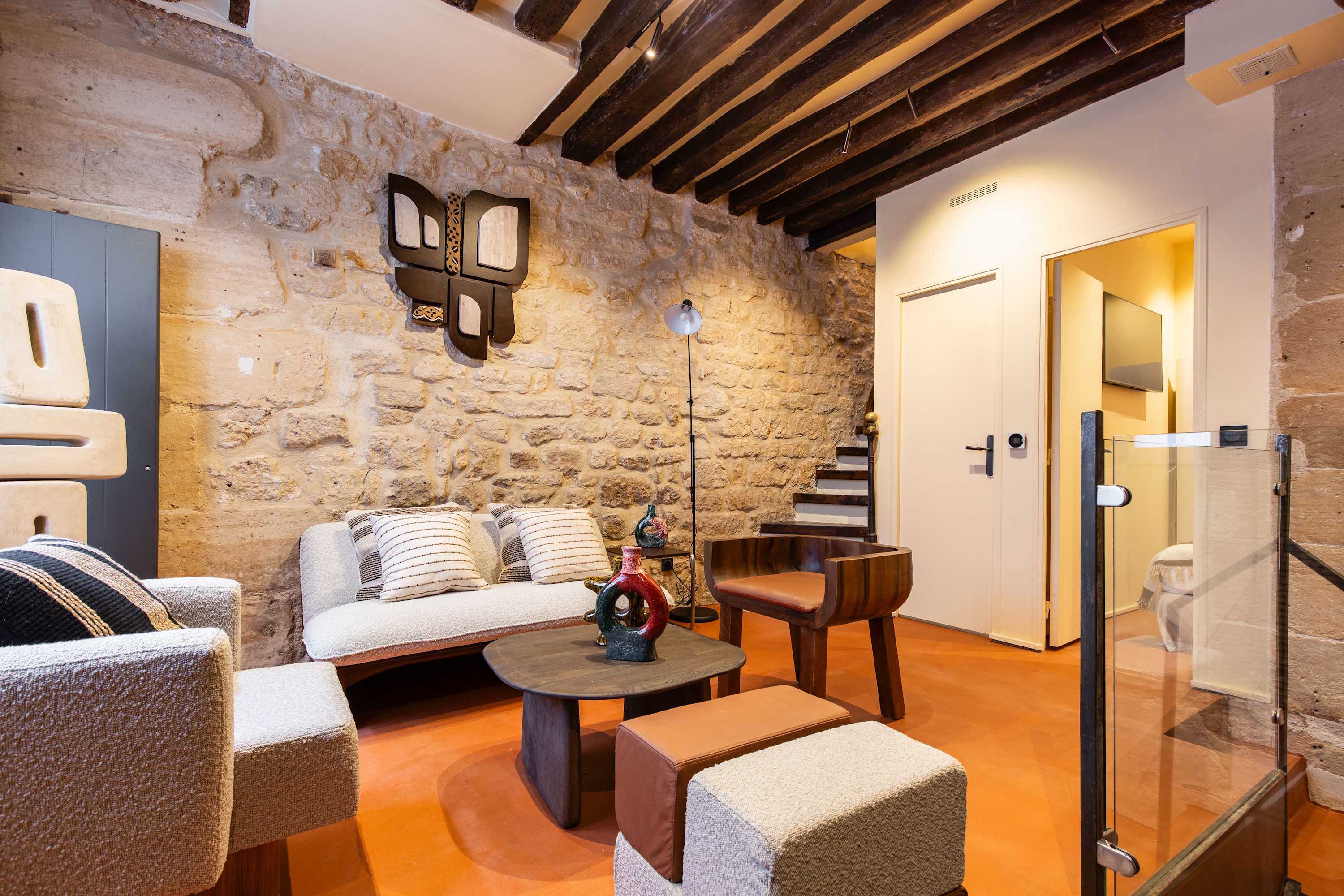 Château Saint-Jacques Marais: Elegant 4-Bedroom Luxury House in Historic Le Marais, Paris