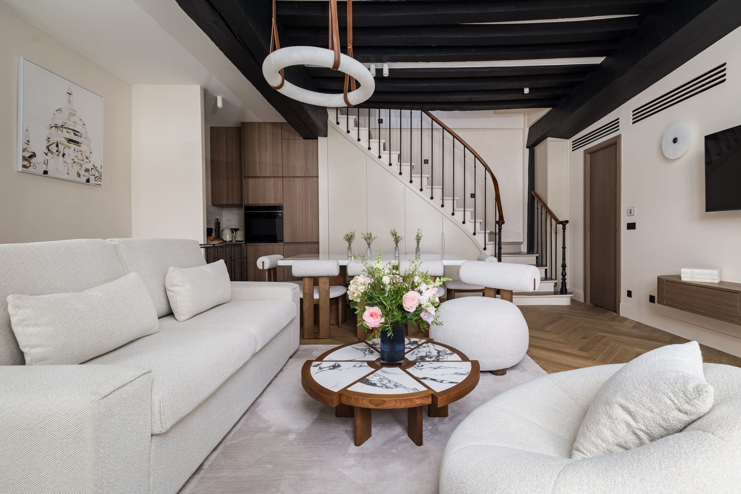 Château Saint-Louis Marais Le Marais 2: Elegant 3-Bedroom Luxury Apartment with Air-Con, Paris Le Marais