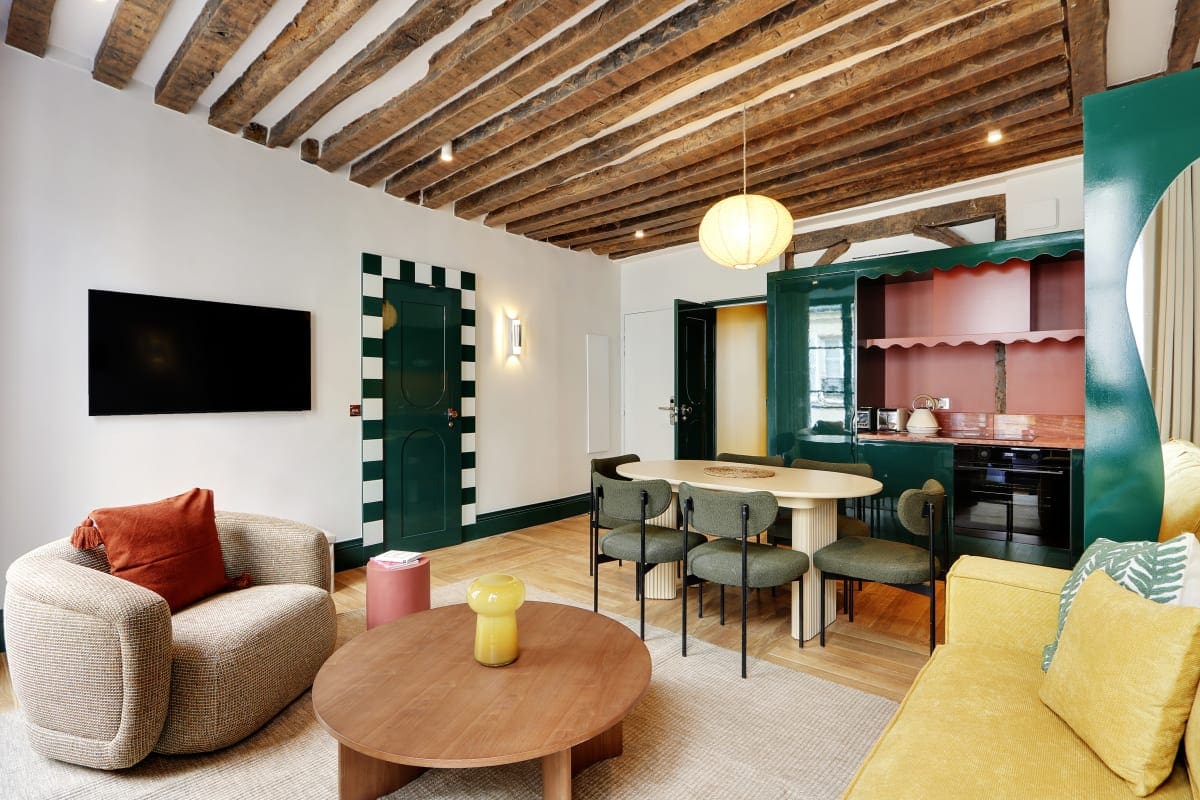 Château Saint-Louis Paris Paris: Elegant 2-Bedroom Family-Friendly Apartment, Paris